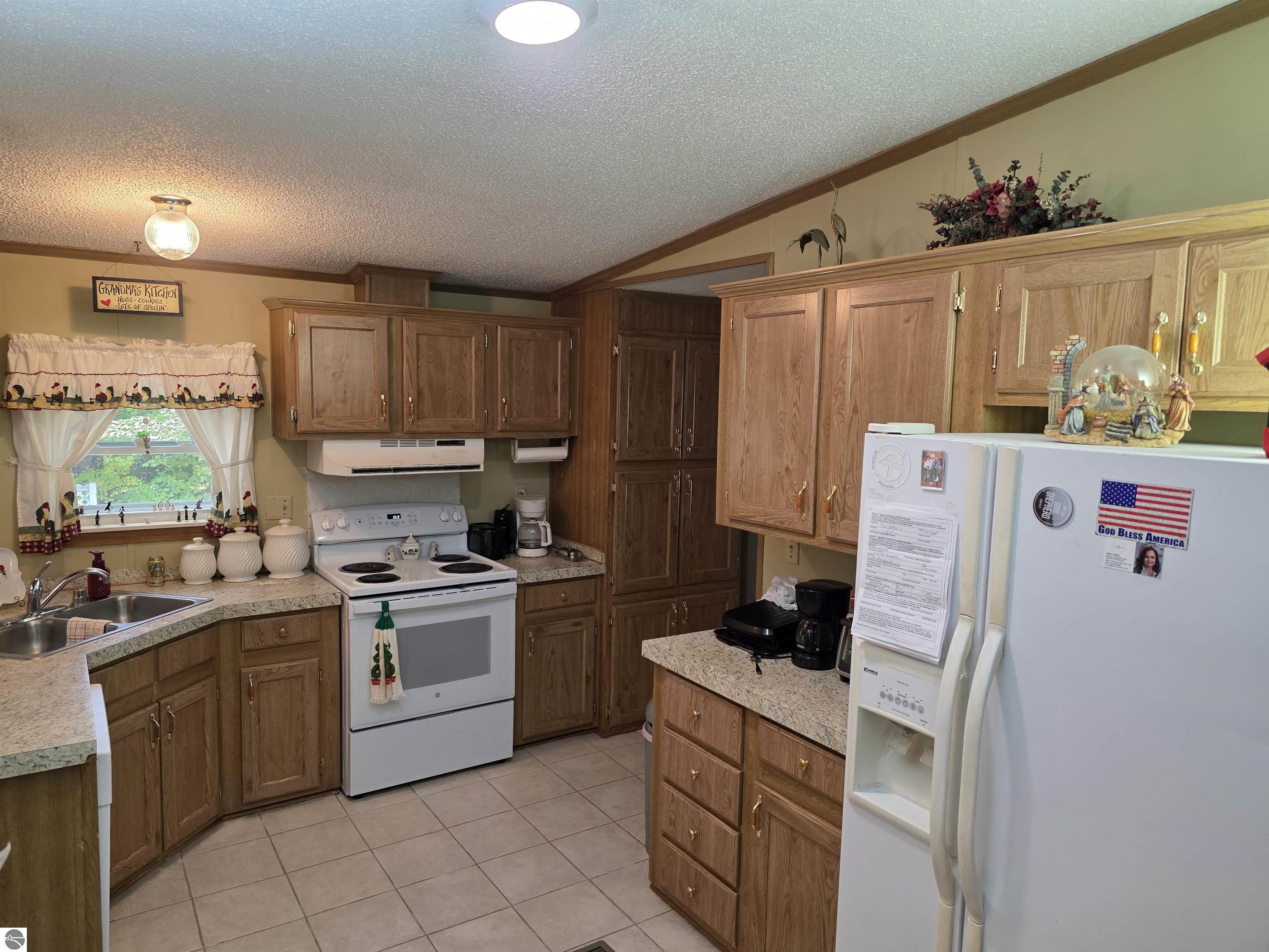 6745 Terry Lane, Hale, MI 48739 — Photo 17