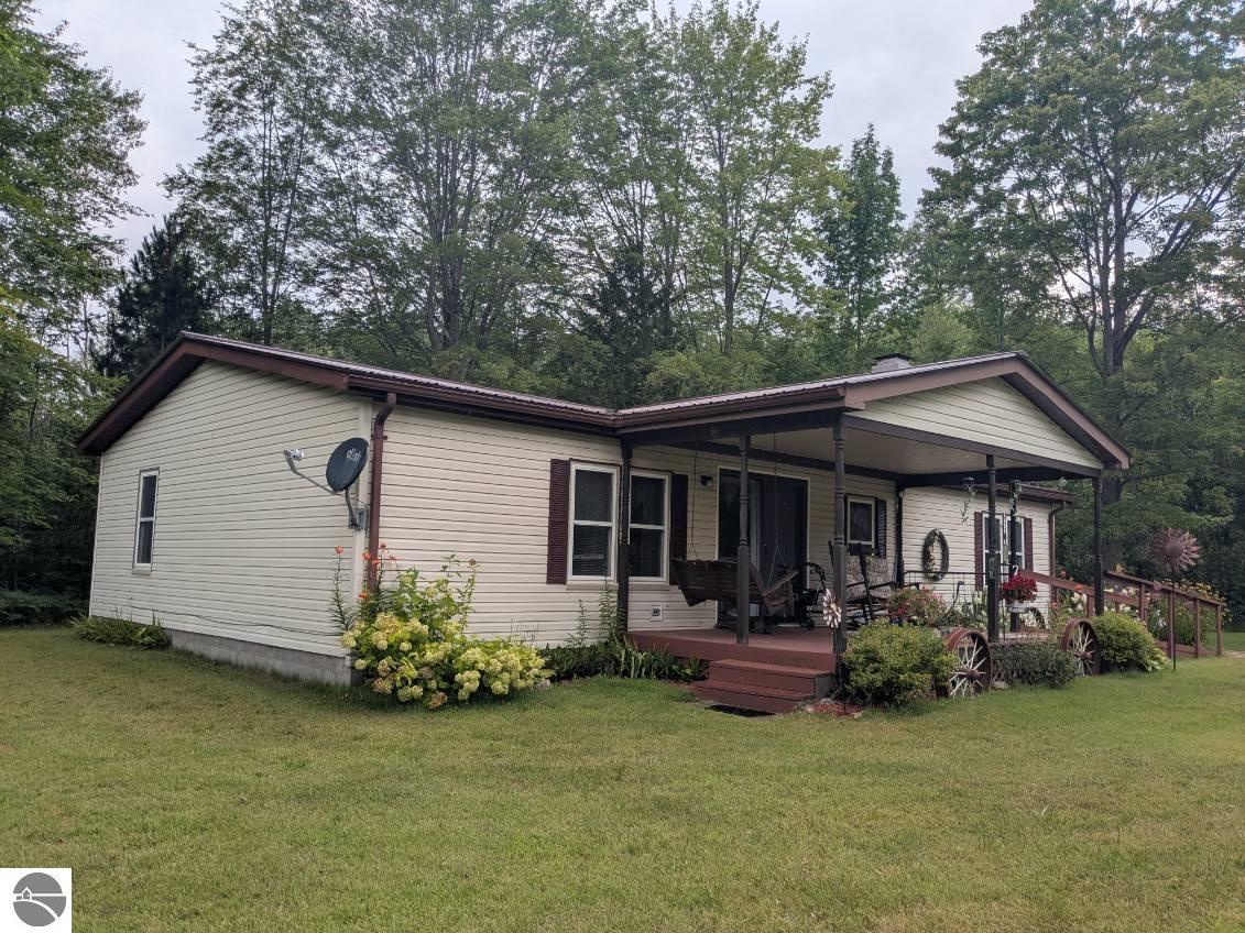 6745 Terry Lane, Hale, MI 48739 — Photo 8