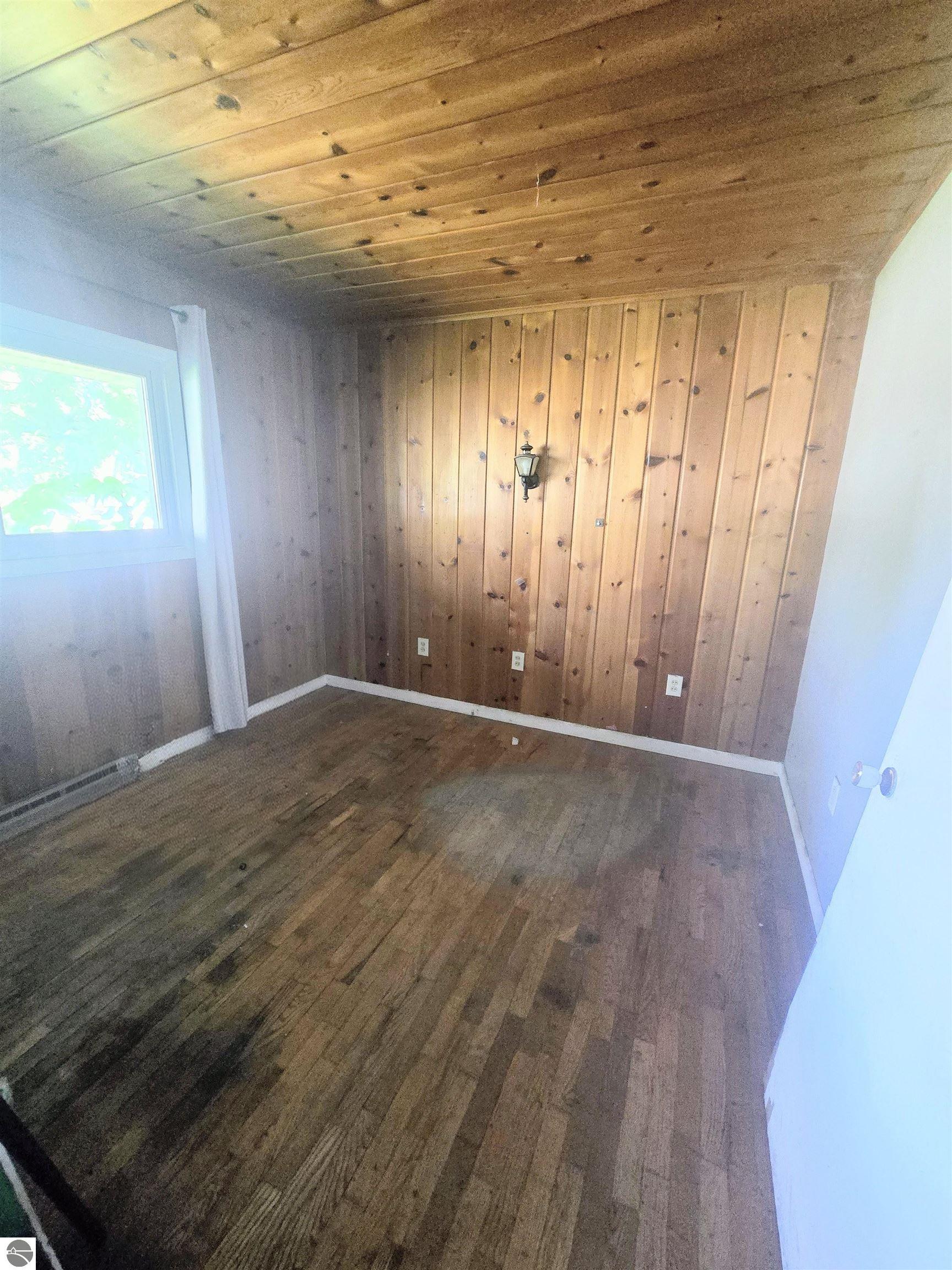415 N Pine River Street, Ithaca, MI 48847 — Photo 11