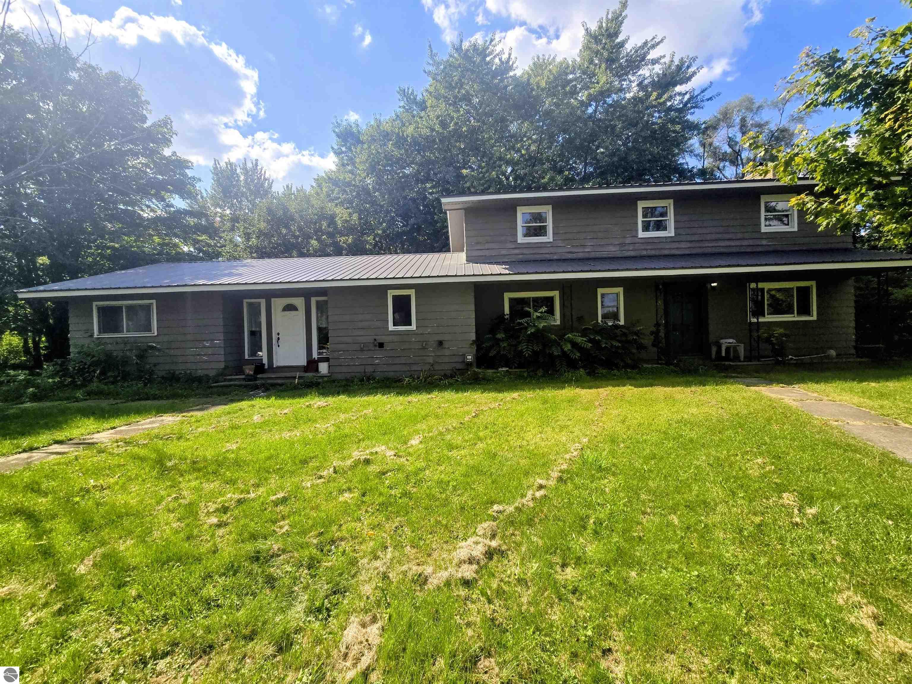 415 N Pine River Street, Ithaca, MI 48847 — Photo 3