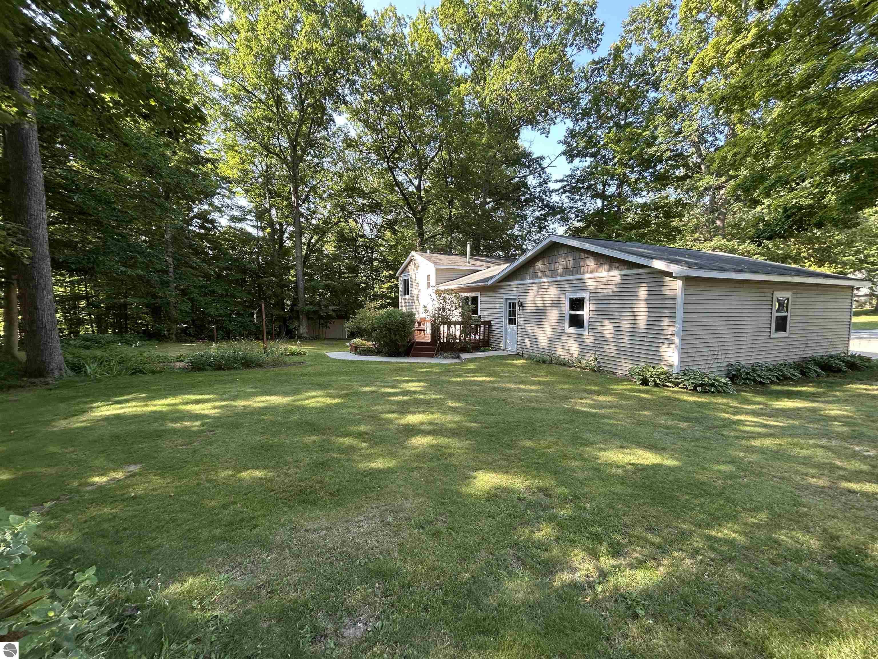 20854 Red Oak Drive, Lake Ann, MI 49650 — Photo 12