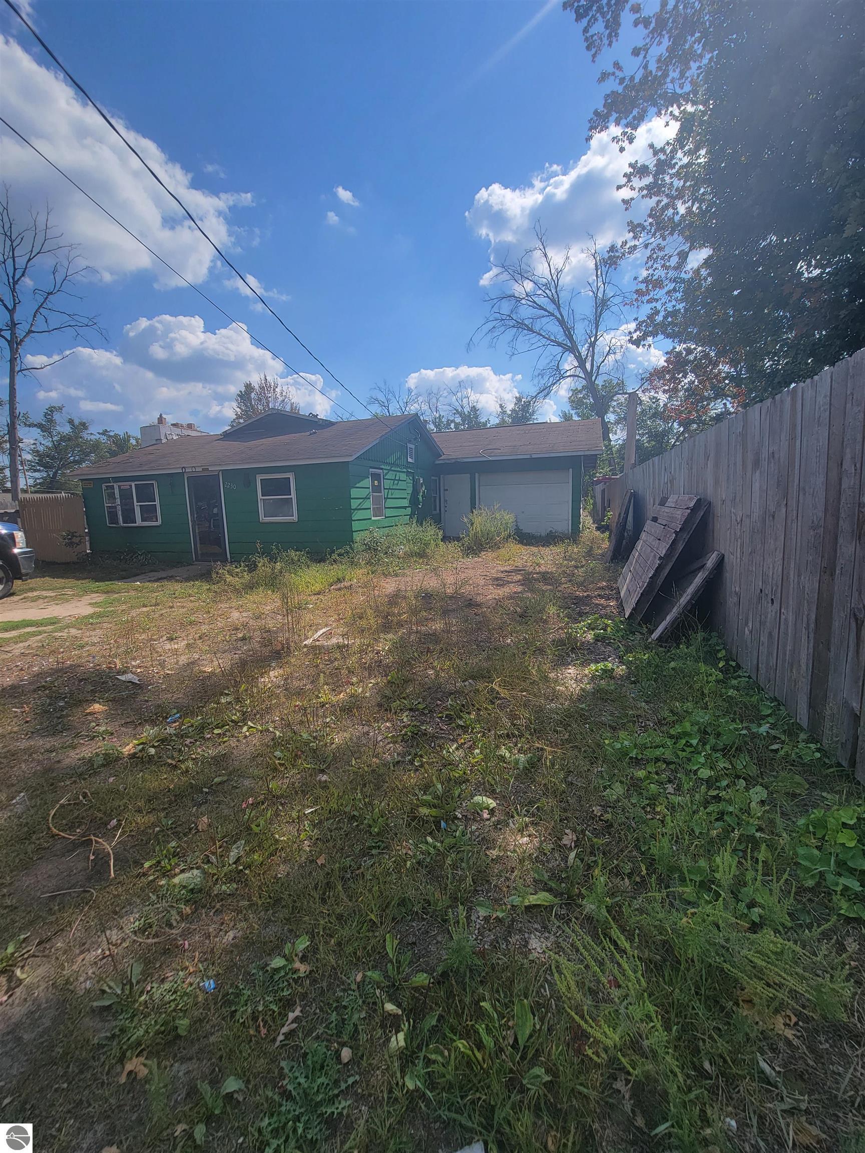 Click to enlarge photo