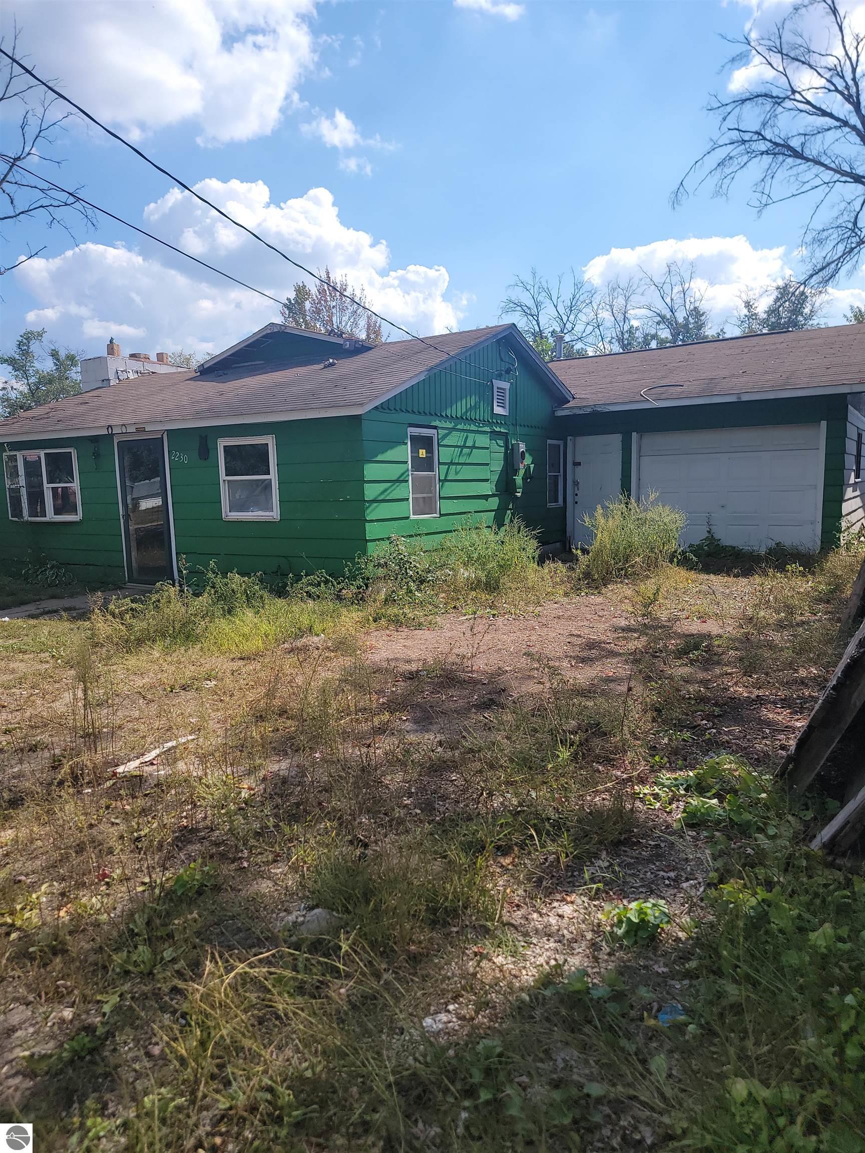 Click to enlarge photo