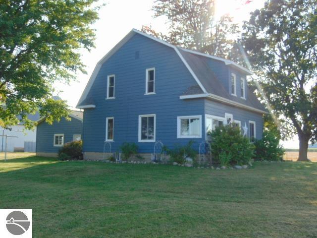 2079 W Hayes Road, Ithaca, MI 48847 — Photo 7