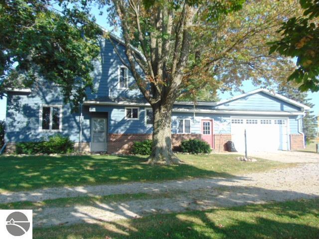 2079 W Hayes Road, Ithaca, MI 48847 — Photo 8