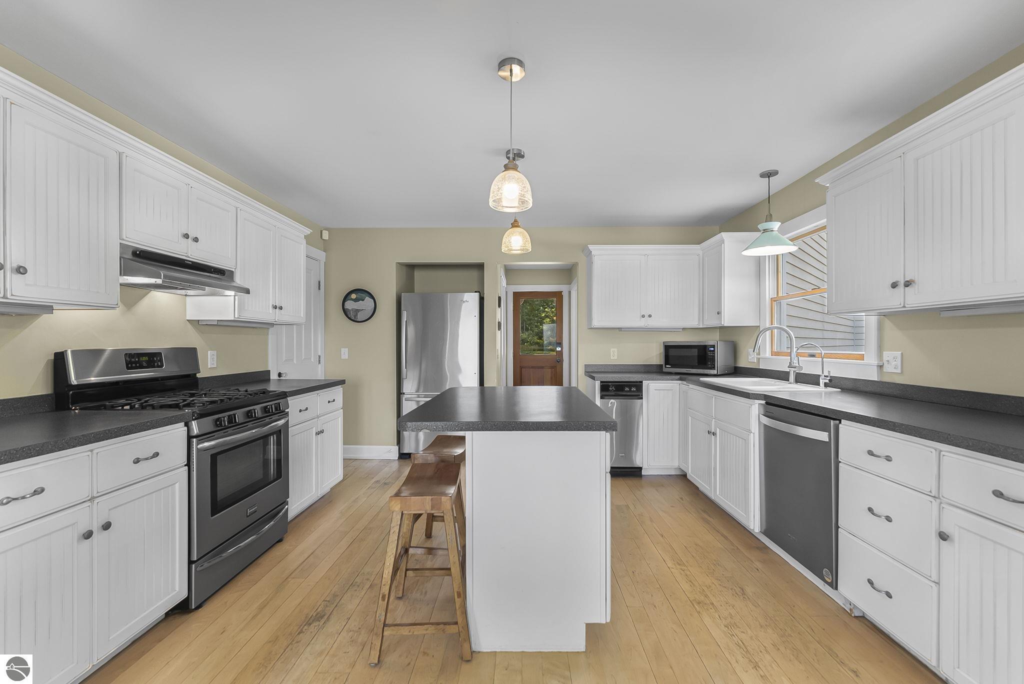 7374 N West Bay Shore Drive, Northport, MI 49670 — Photo 28