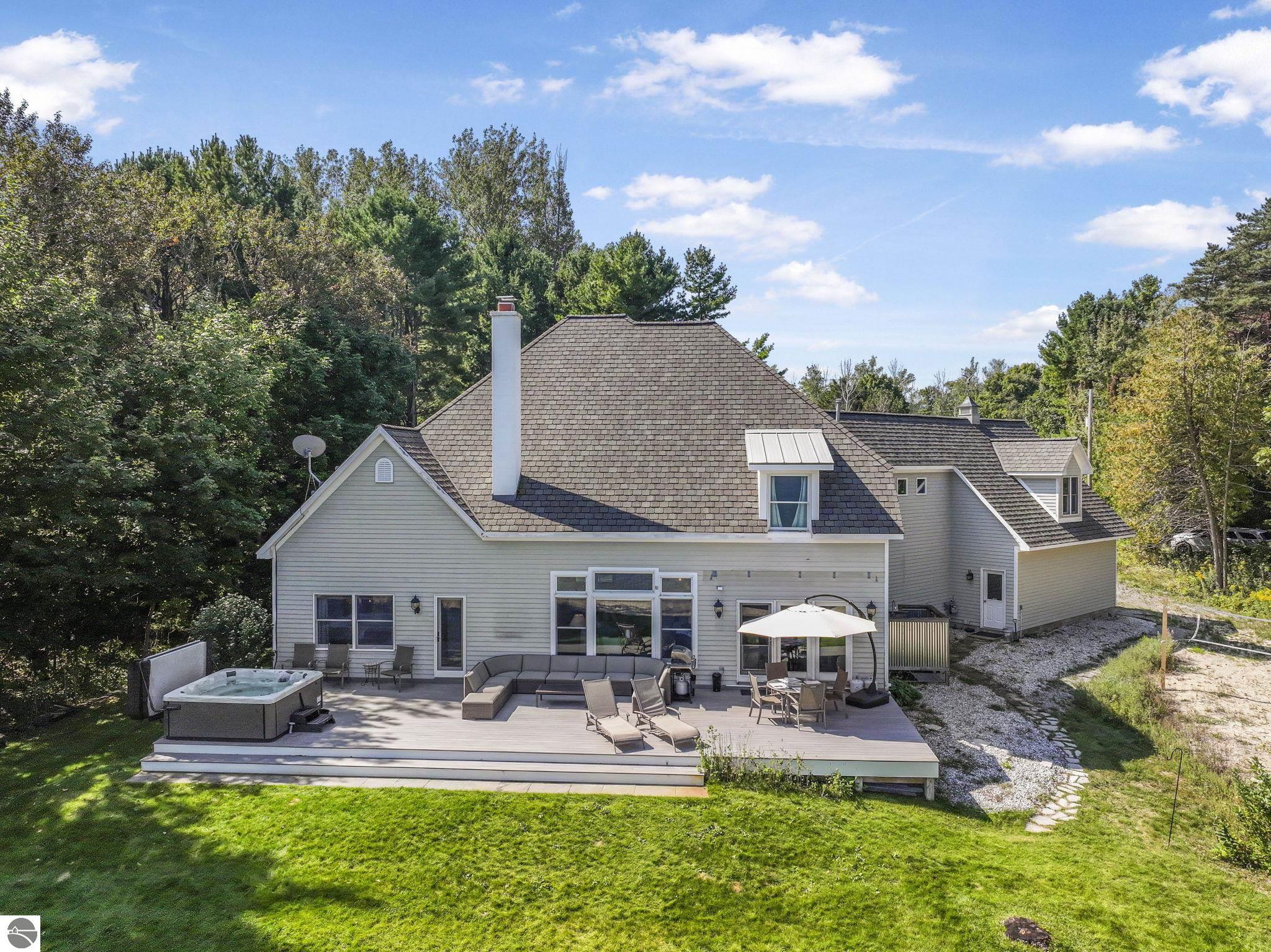 7374 N West Bay Shore Drive, Northport, MI 49670 — Photo 4