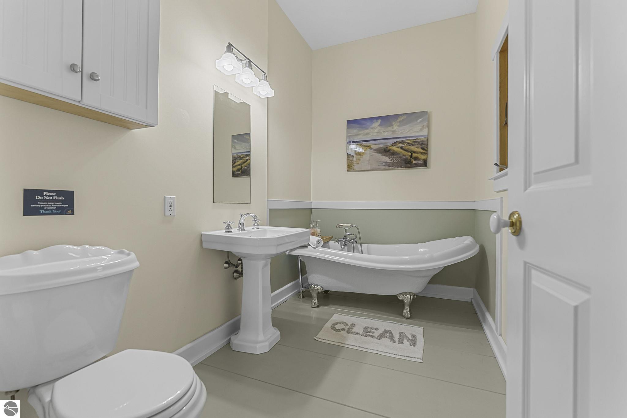 7374 N West Bay Shore Drive, Northport, MI 49670 — Photo 38