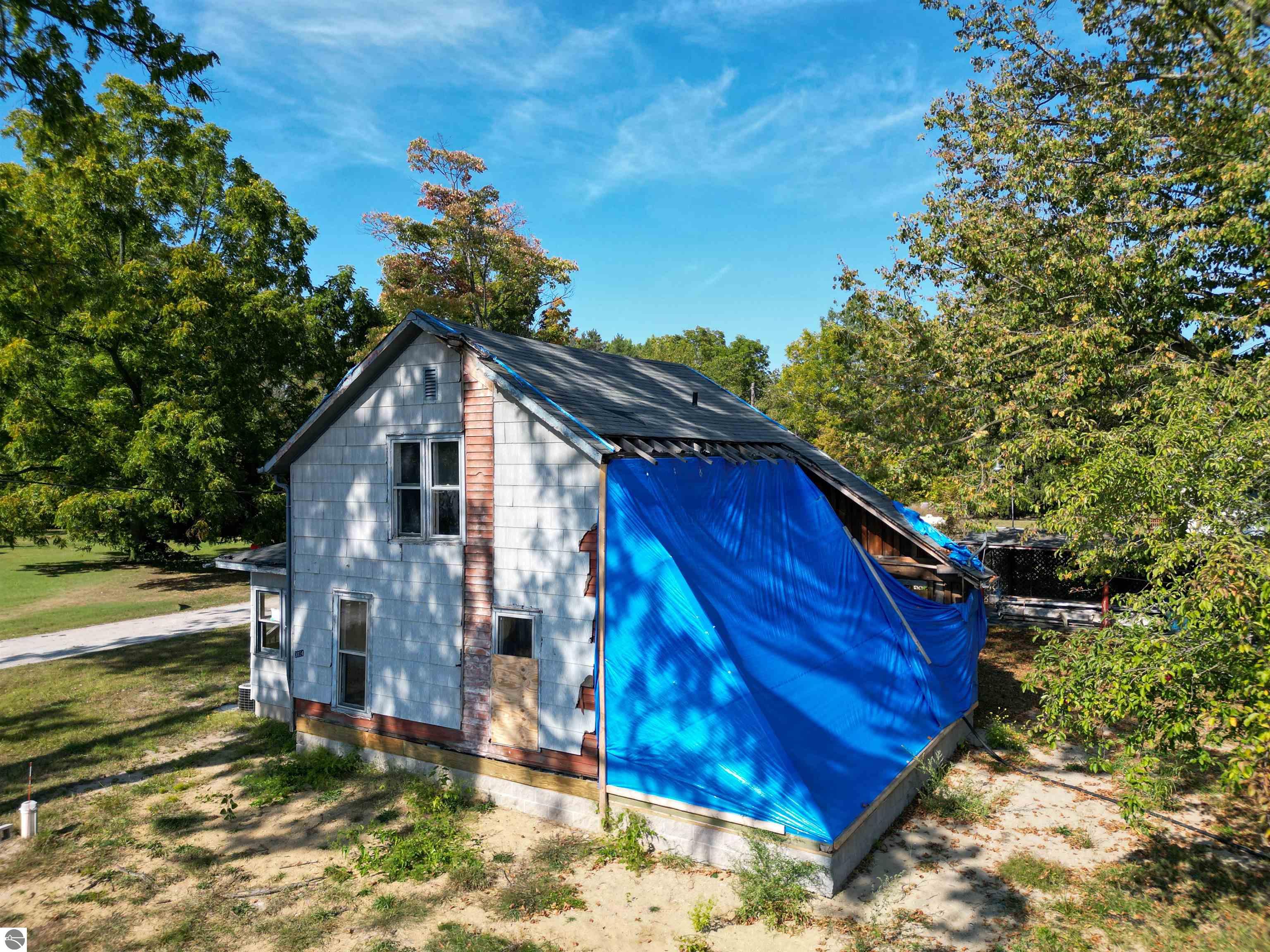 Click to enlarge photo