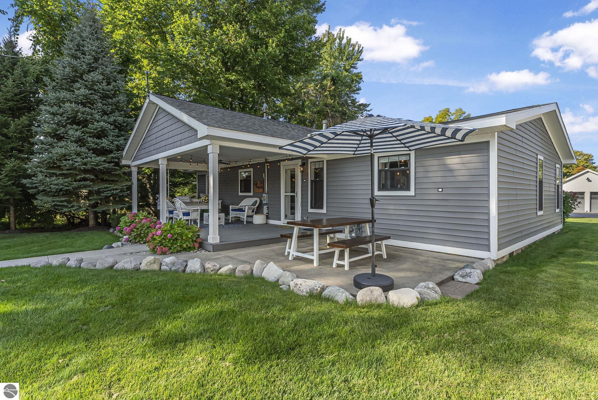 405 Cedar Street, Elk Rapids, MI 49629 — Photo 26