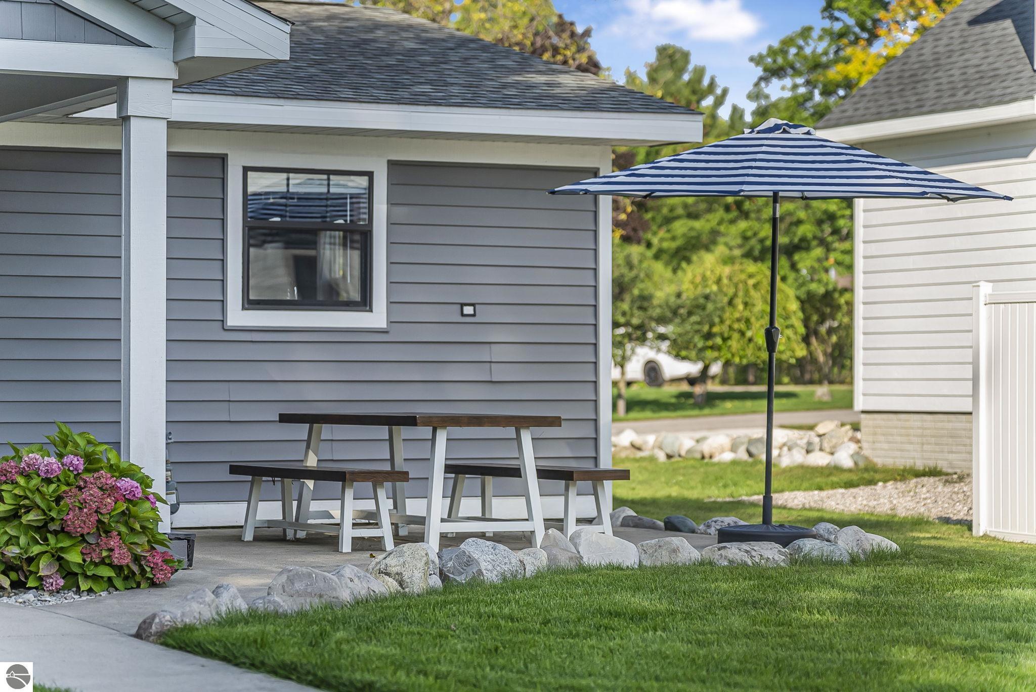 405 Cedar Street, Elk Rapids, MI 49629 — Photo 32