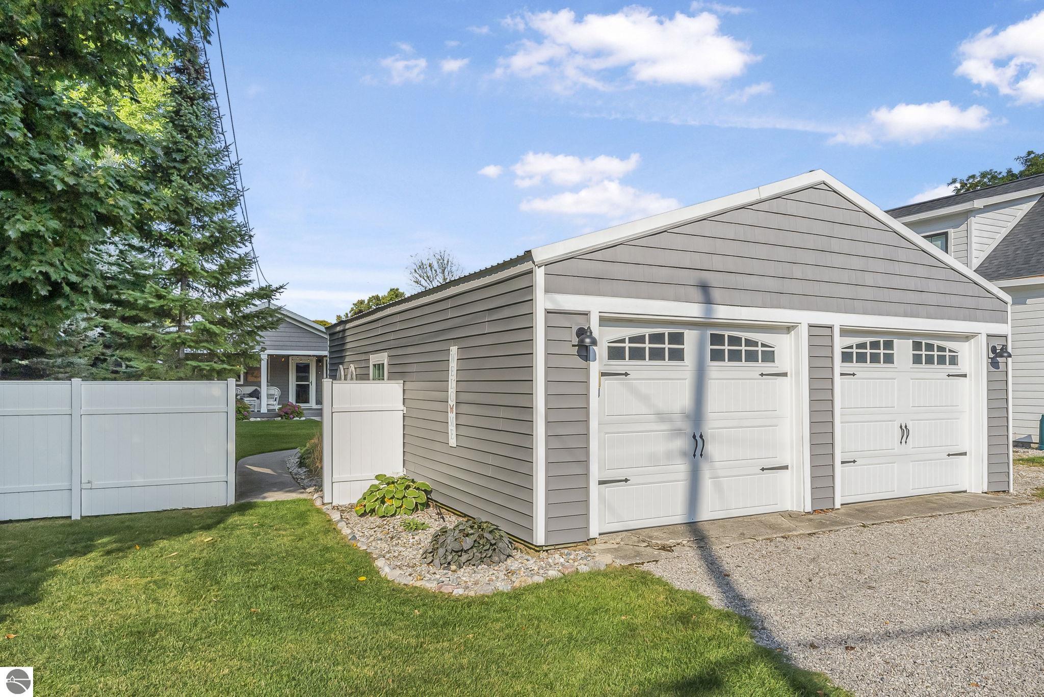 405 Cedar Street, Elk Rapids, MI 49629 — Photo 35