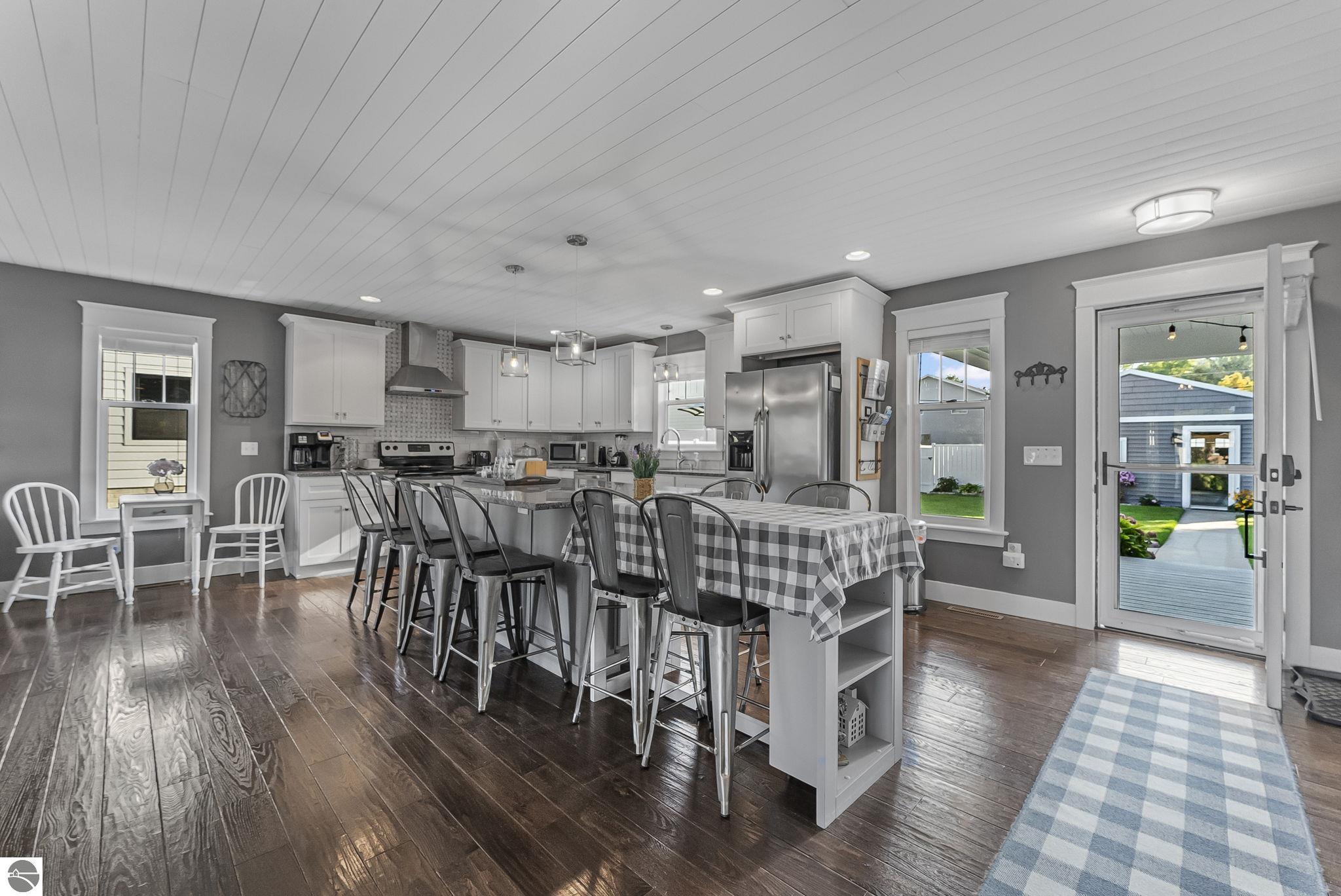 405 Cedar Street, Elk Rapids, MI 49629 — Photo 7