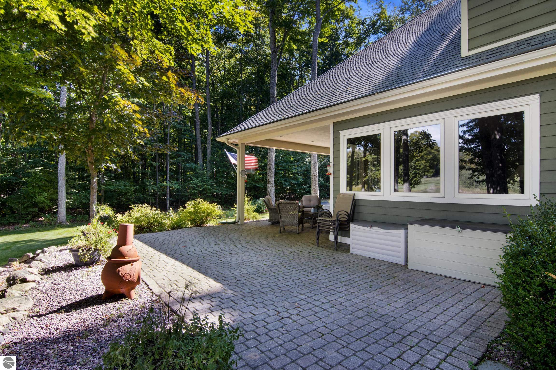 Click to enlarge photo