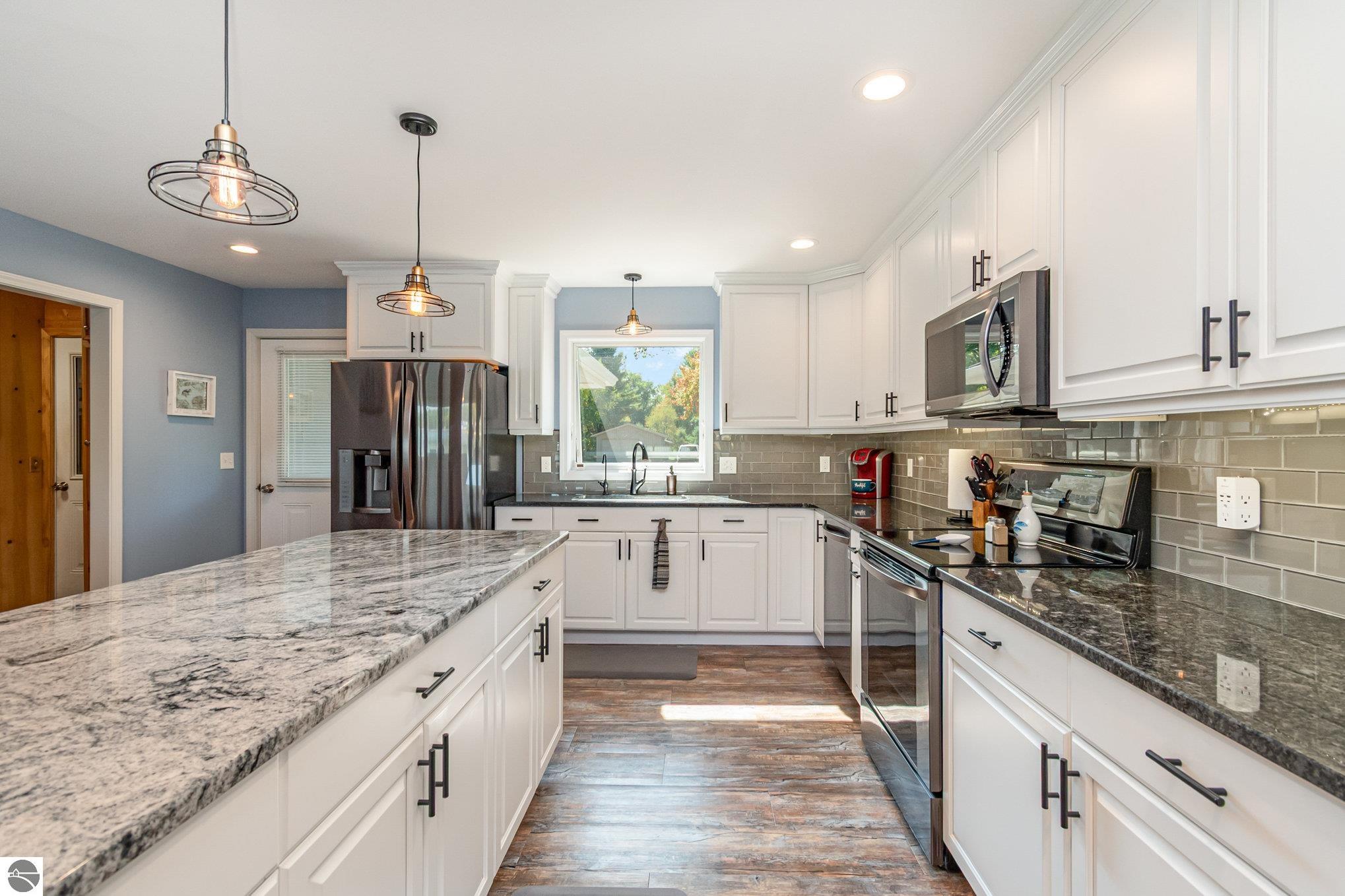 11784 S Shore Drive, Lake, MI 48632 — Photo 14