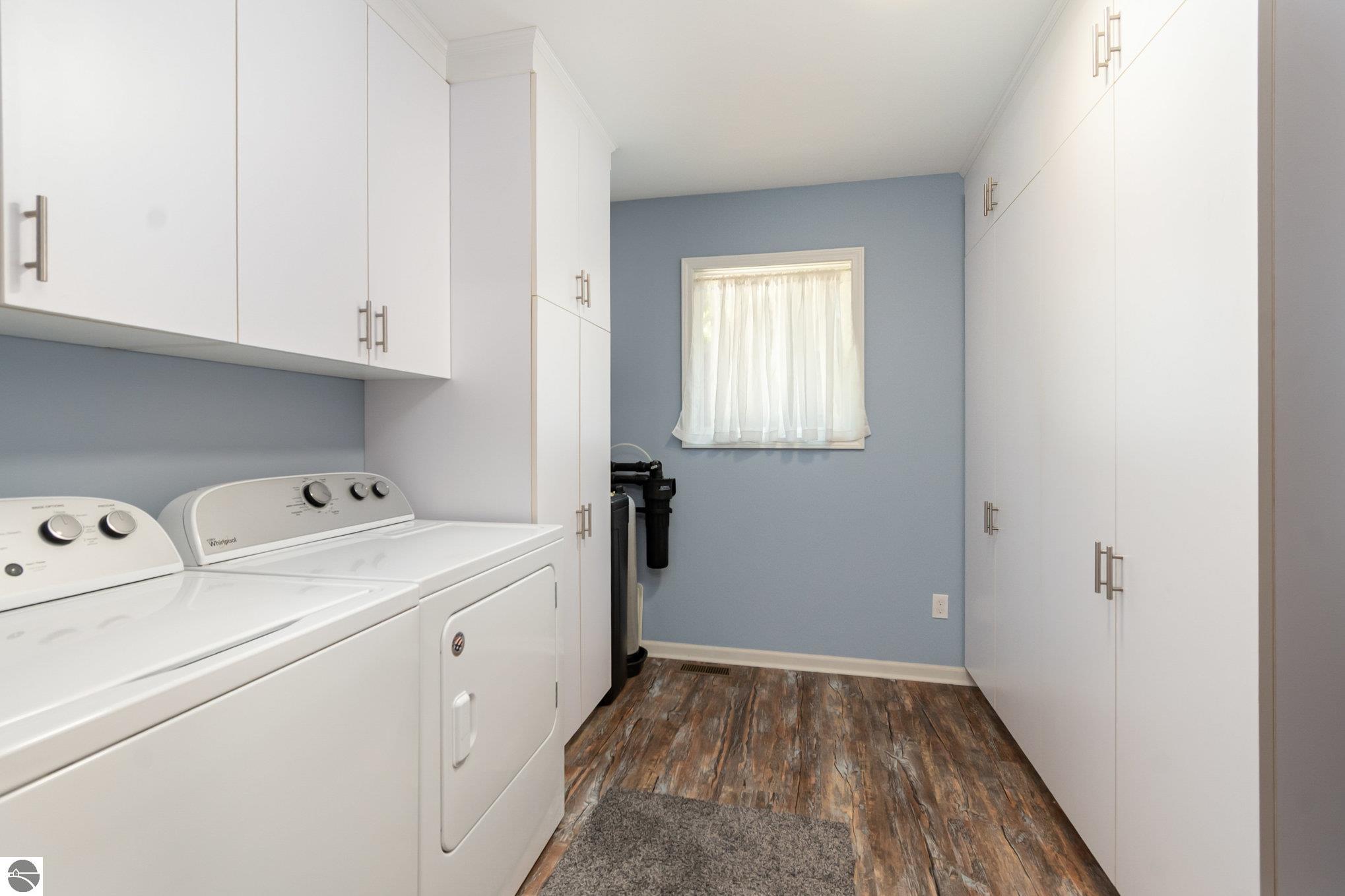 11784 S Shore Drive, Lake, MI 48632 — Photo 30