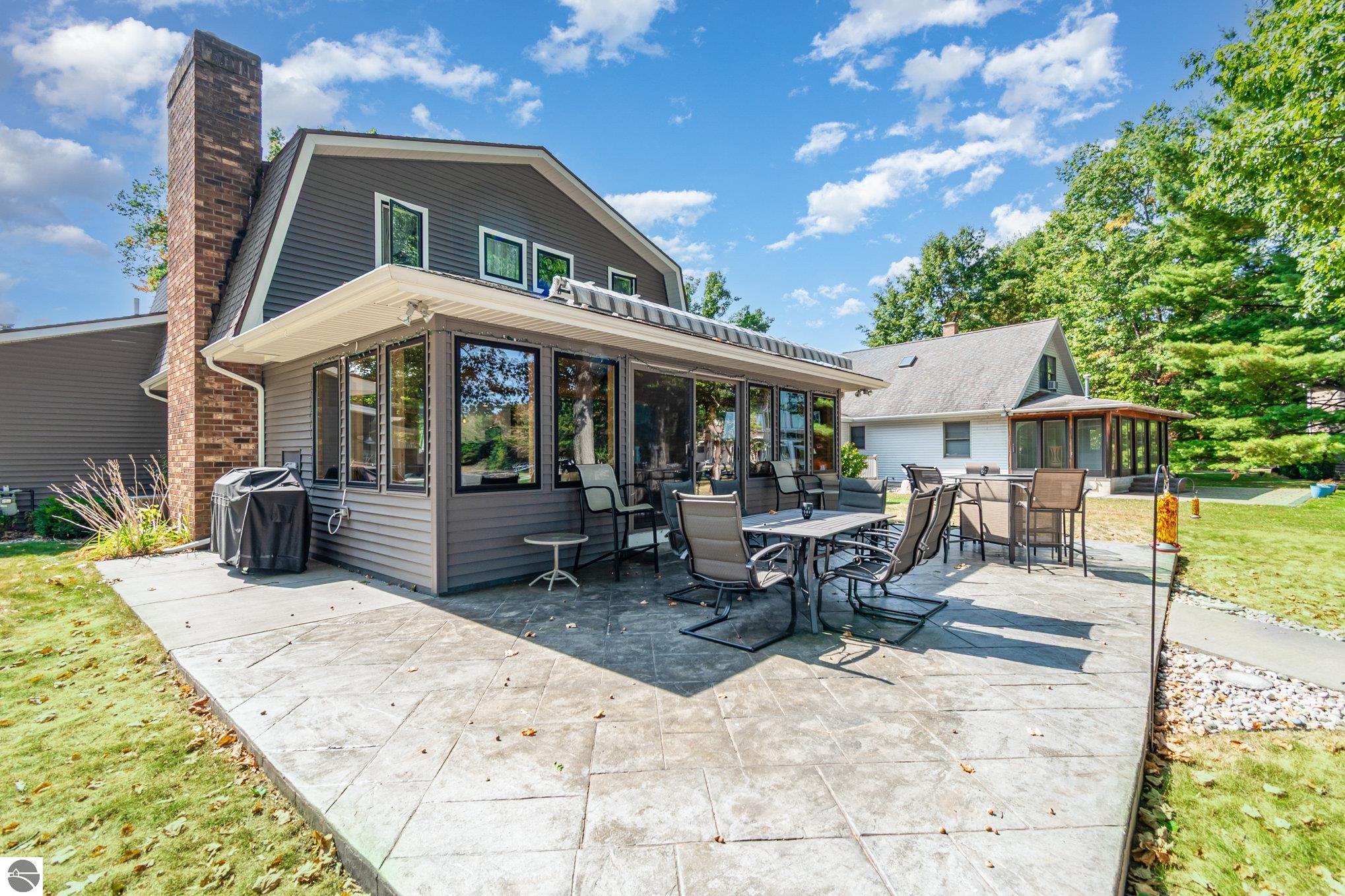11784 S Shore Drive, Lake, MI 48632 — Photo 36