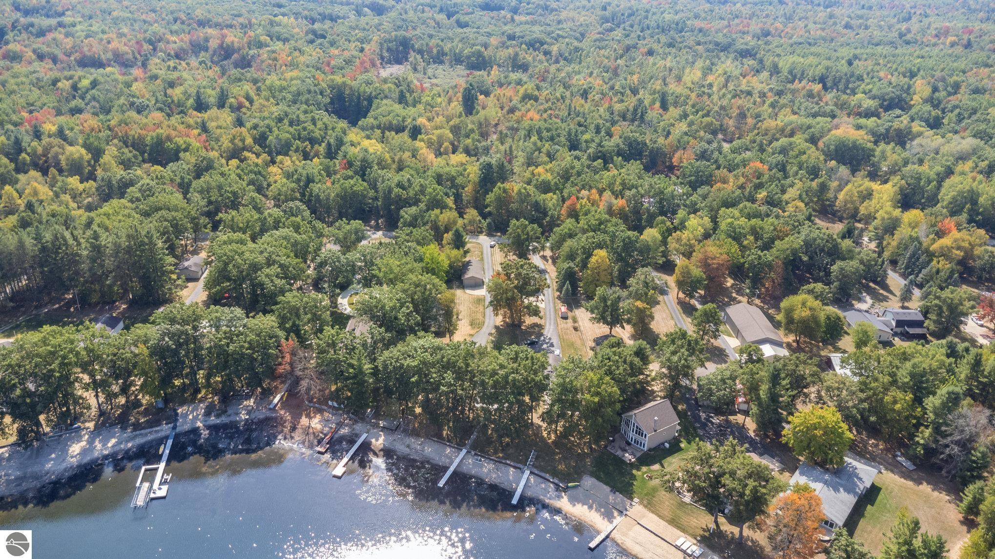 11784 S Shore Drive, Lake, MI 48632 — Photo 39