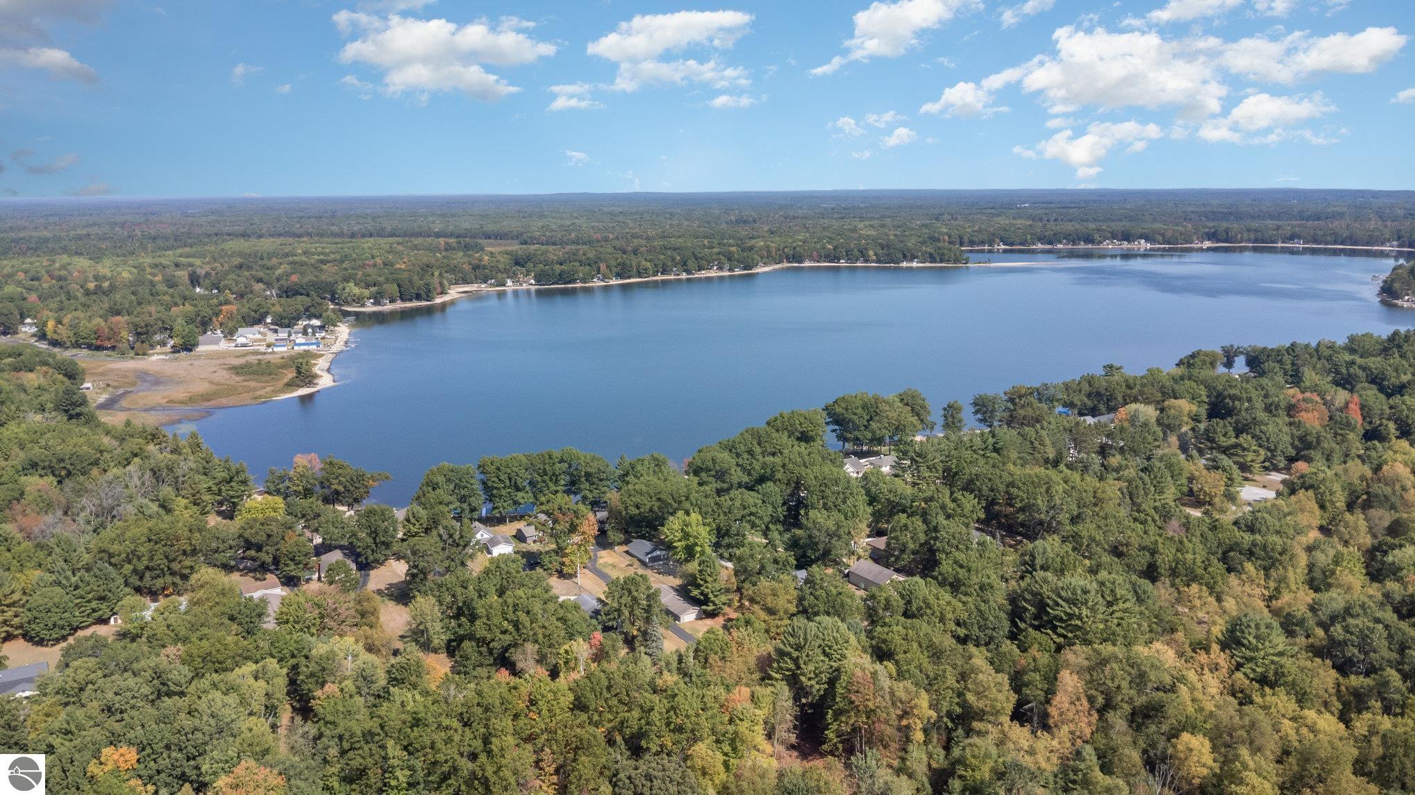 11784 S Shore Drive, Lake, MI 48632 — Photo 5