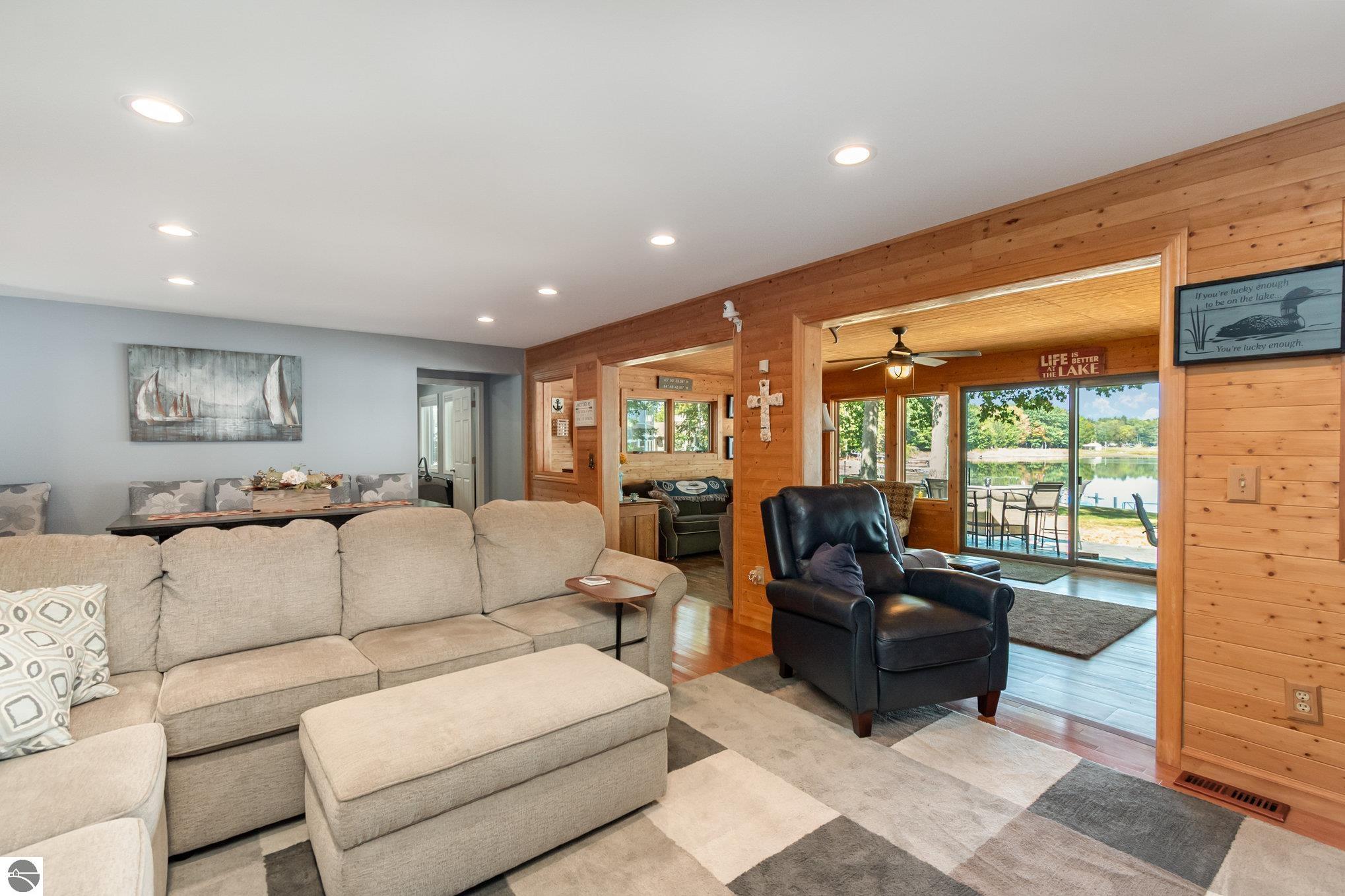 11784 S Shore Drive, Lake, MI 48632 — Photo 9