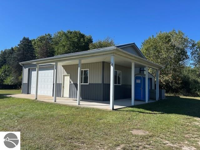 2815 N Osborn Road, Sumner, MI 48889 — Photo 15