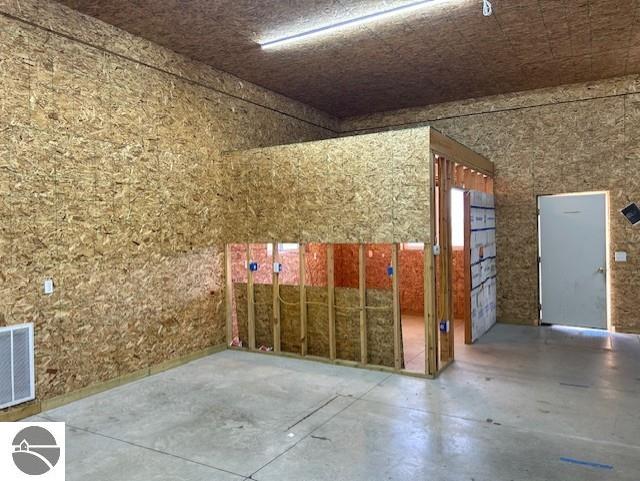 2815 N Osborn Road, Sumner, MI 48889 — Photo 21
