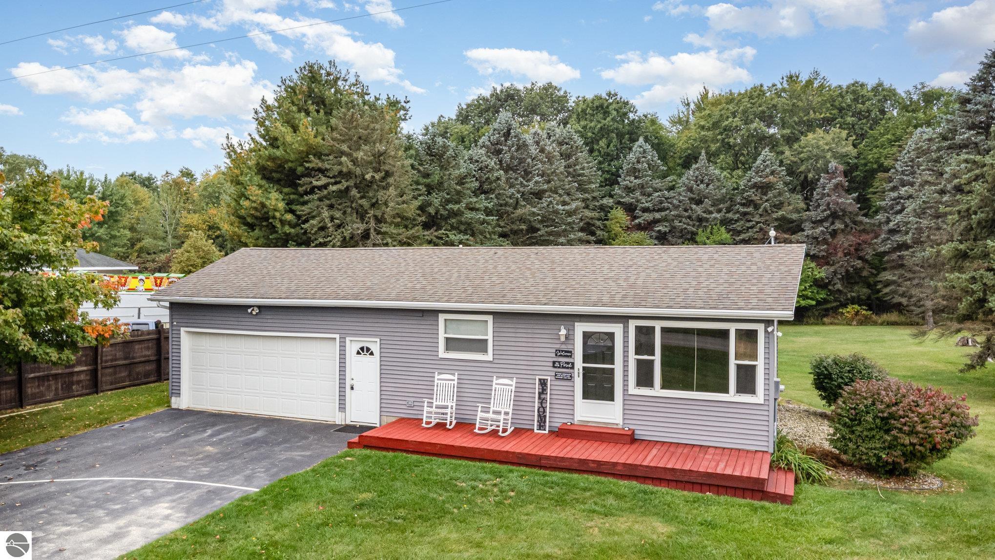 2815 N Osborn Road, Sumner, MI 48889 — Photo 26