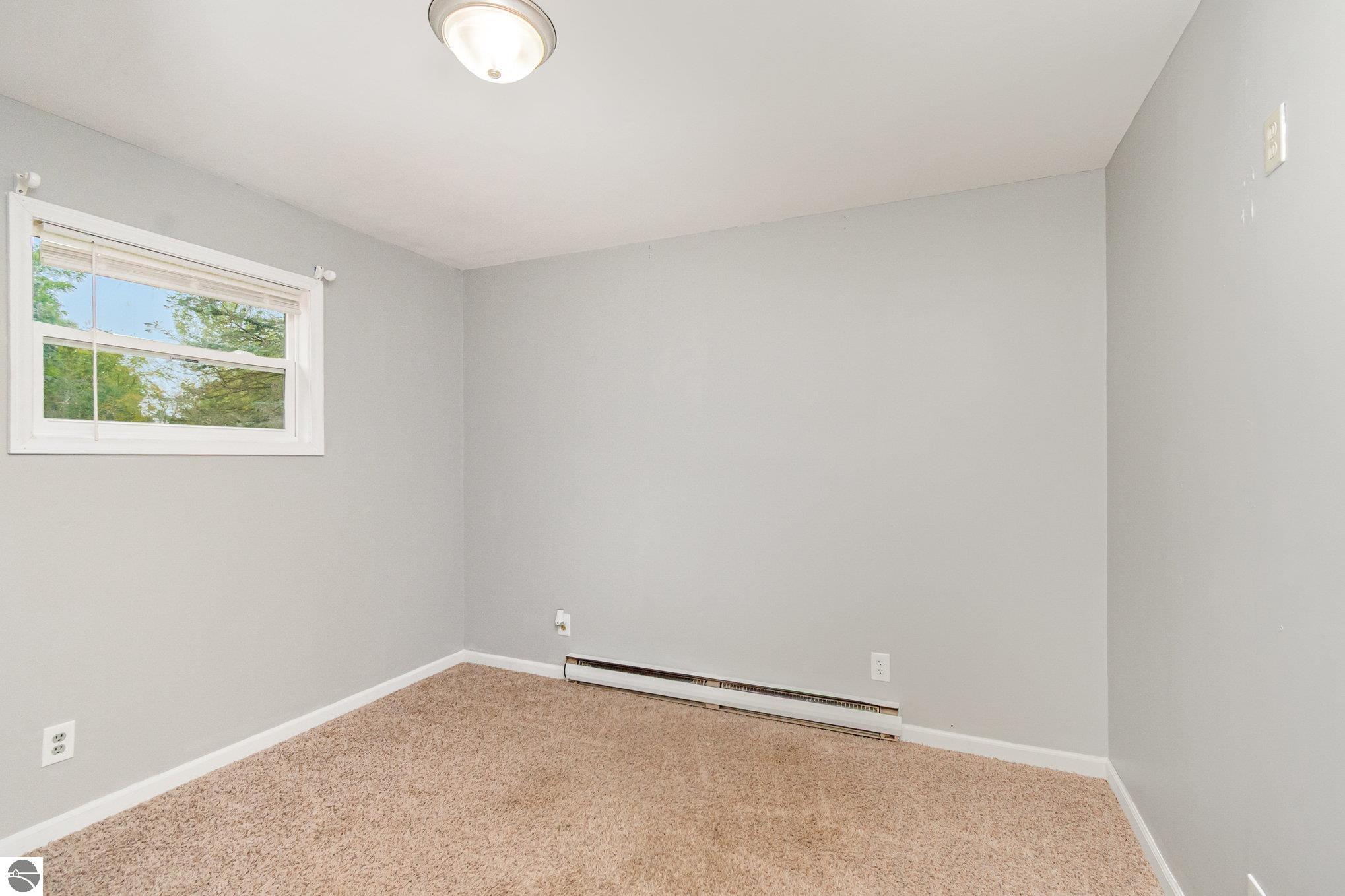 2815 N Osborn Road, Sumner, MI 48889 — Photo 7
