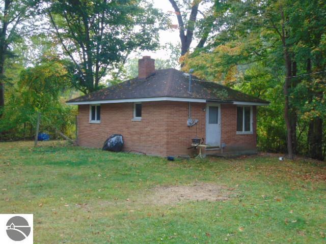 9715 N Lumberjack Road, Riverdale, MI 48877 — front exterior
