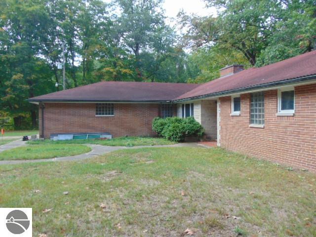 9715 N Lumberjack Road, Riverdale, MI 48877 — Photo 5