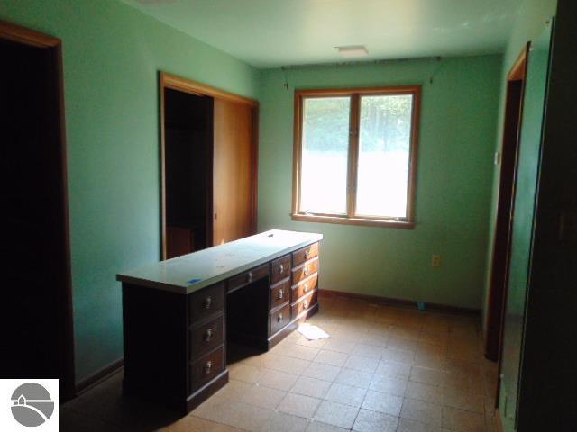 9715 N Lumberjack Road, Riverdale, MI 48877 — Photo 8