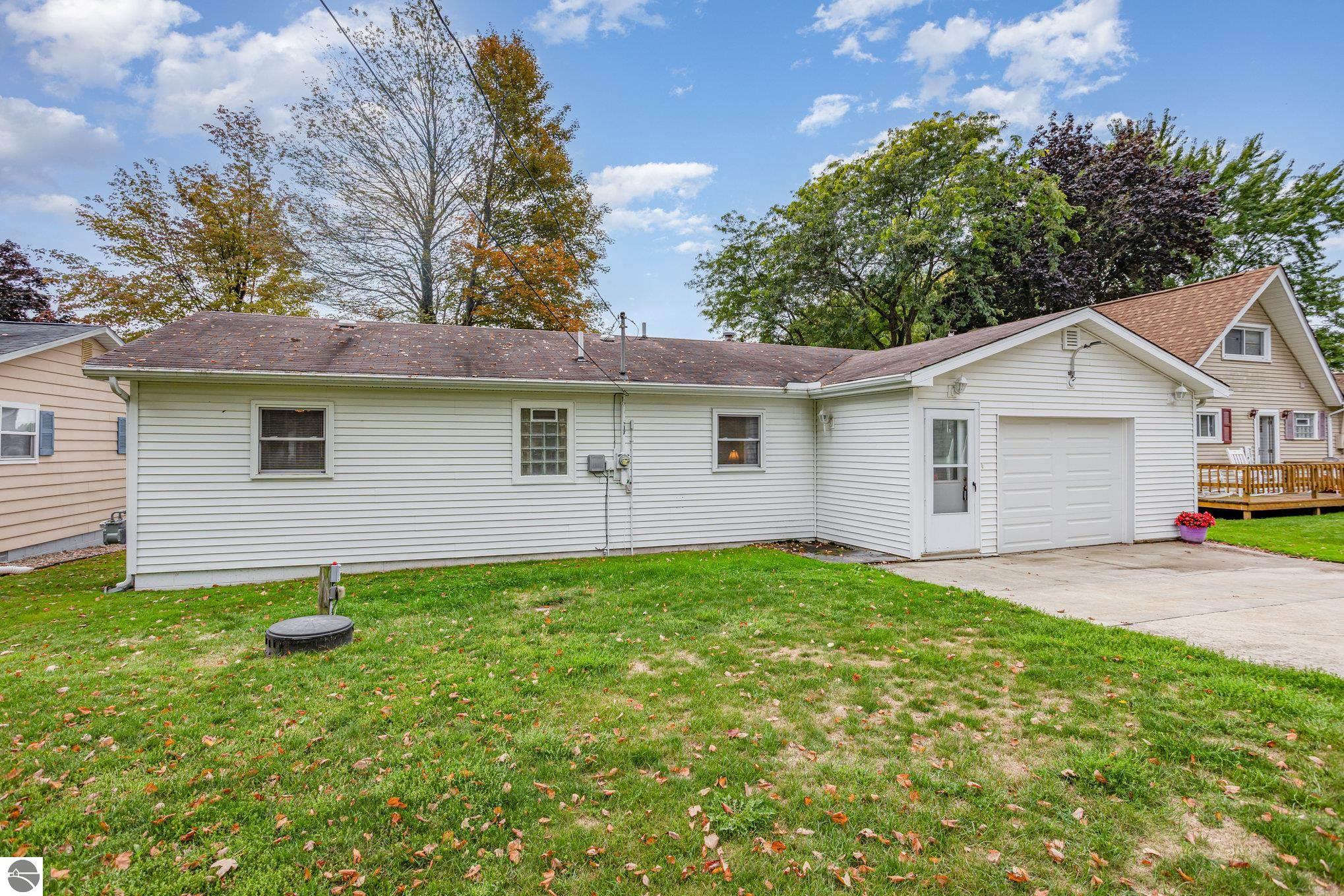 8705 Birch Drive, Hale, MI 48739 — Photo 3