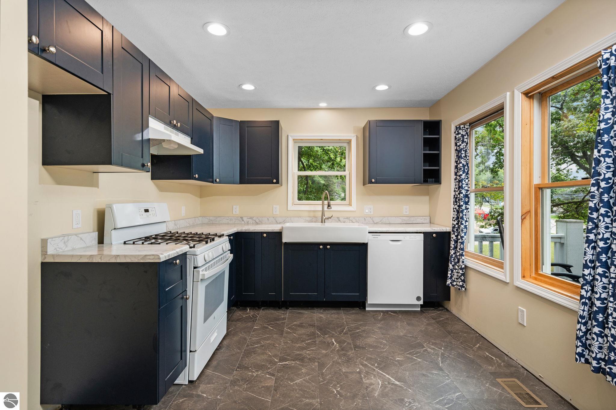 415 E State Street, Fife Lake, MI 49633 — Photo 9