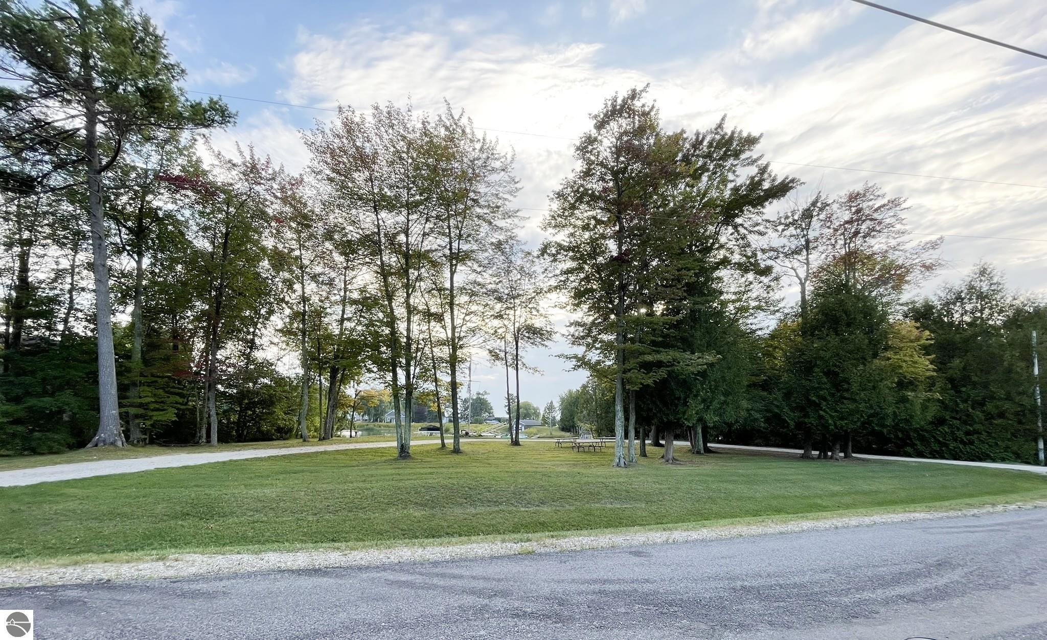 6417 E Harbor, Elk Rapids, MI 49629 — Photo 19