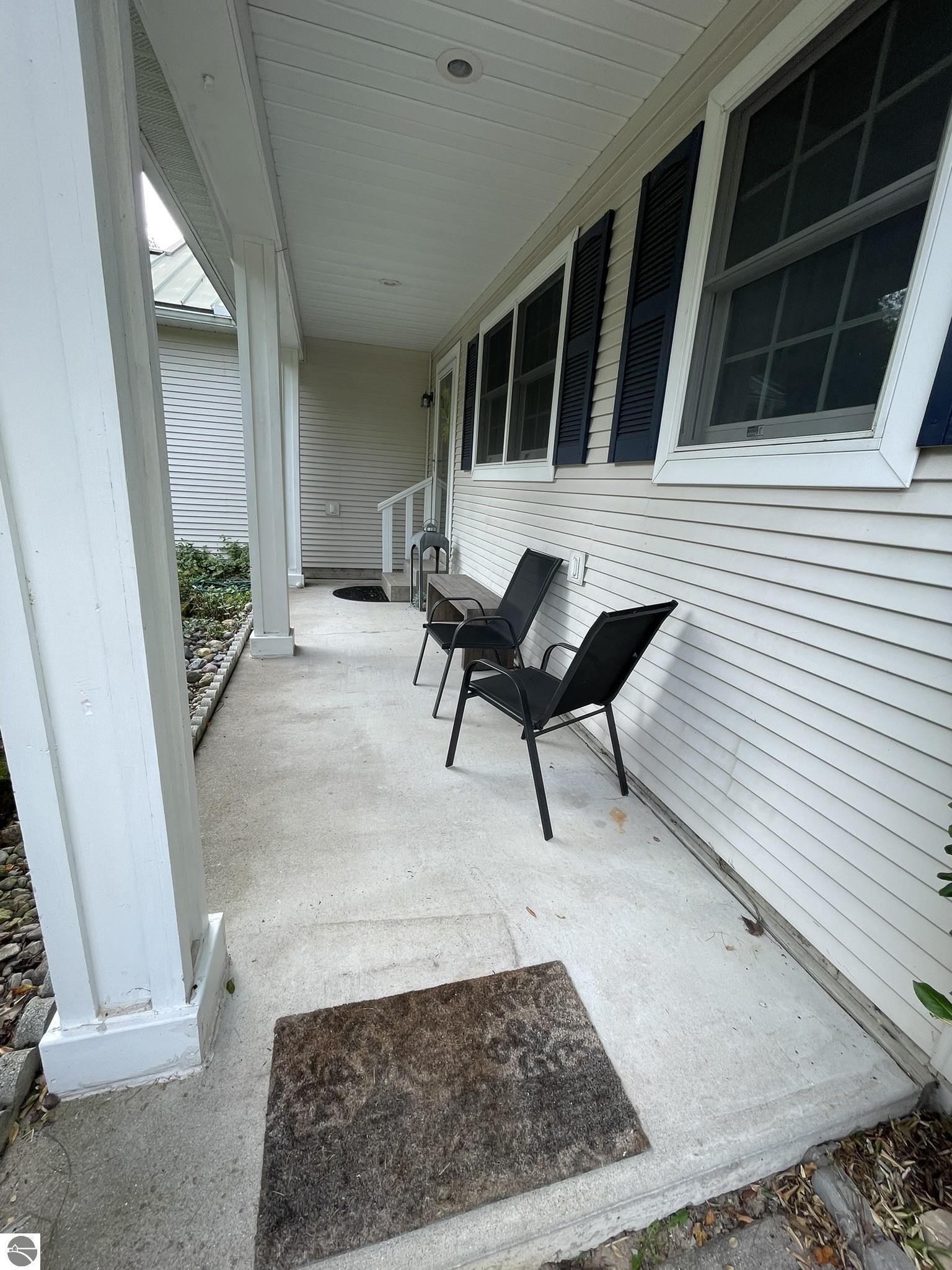6417 E Harbor, Elk Rapids, MI 49629 — Photo 4