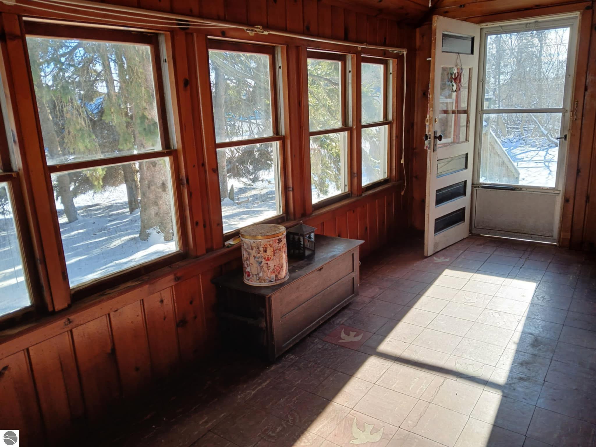 518 9th Avenue, Tawas City, MI 48763 — Photo 6