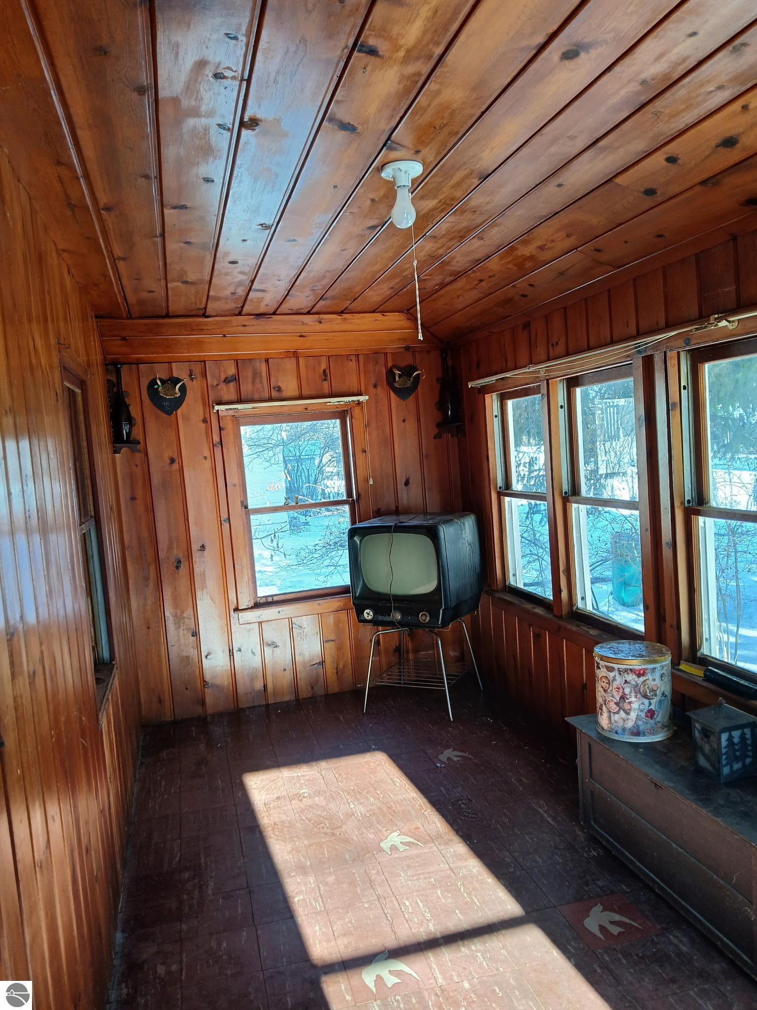 518 9th Avenue, Tawas City, MI 48763 — Photo 7