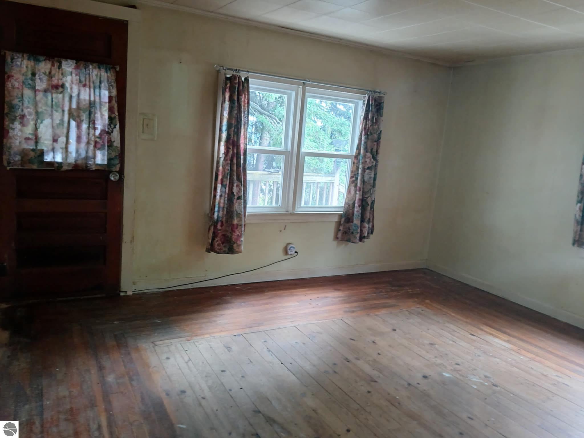 518 9th Avenue, Tawas City, MI 48763 — Photo 10
