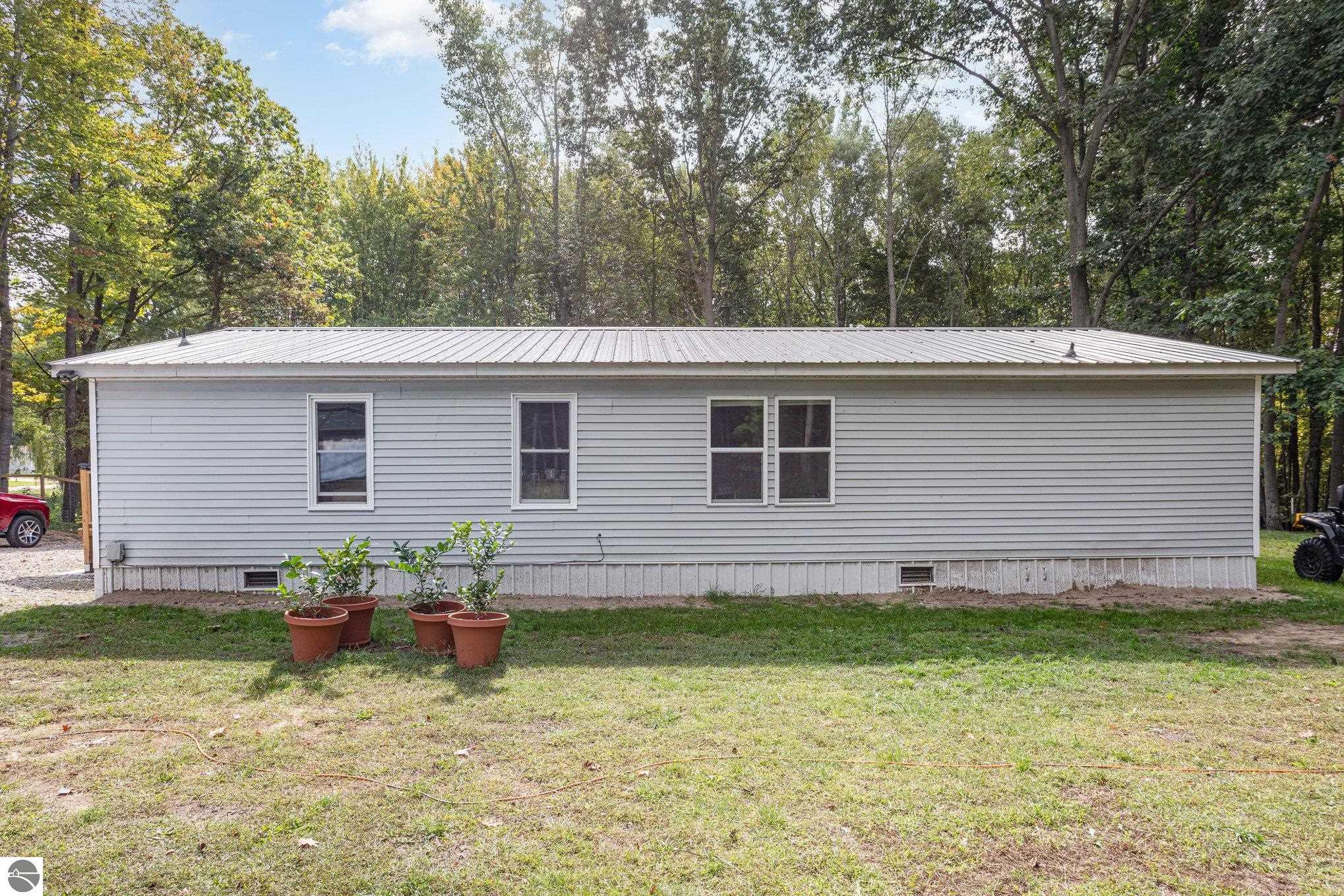 9309 Merle Drive, Crystal, MI 48818 — Photo 2