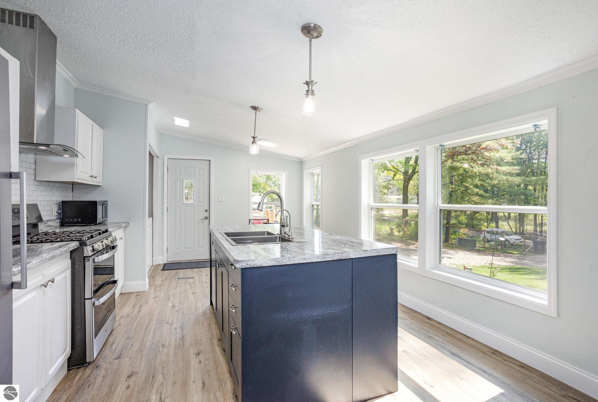 9309 Merle Drive, Crystal, MI 48818 — Photo 5