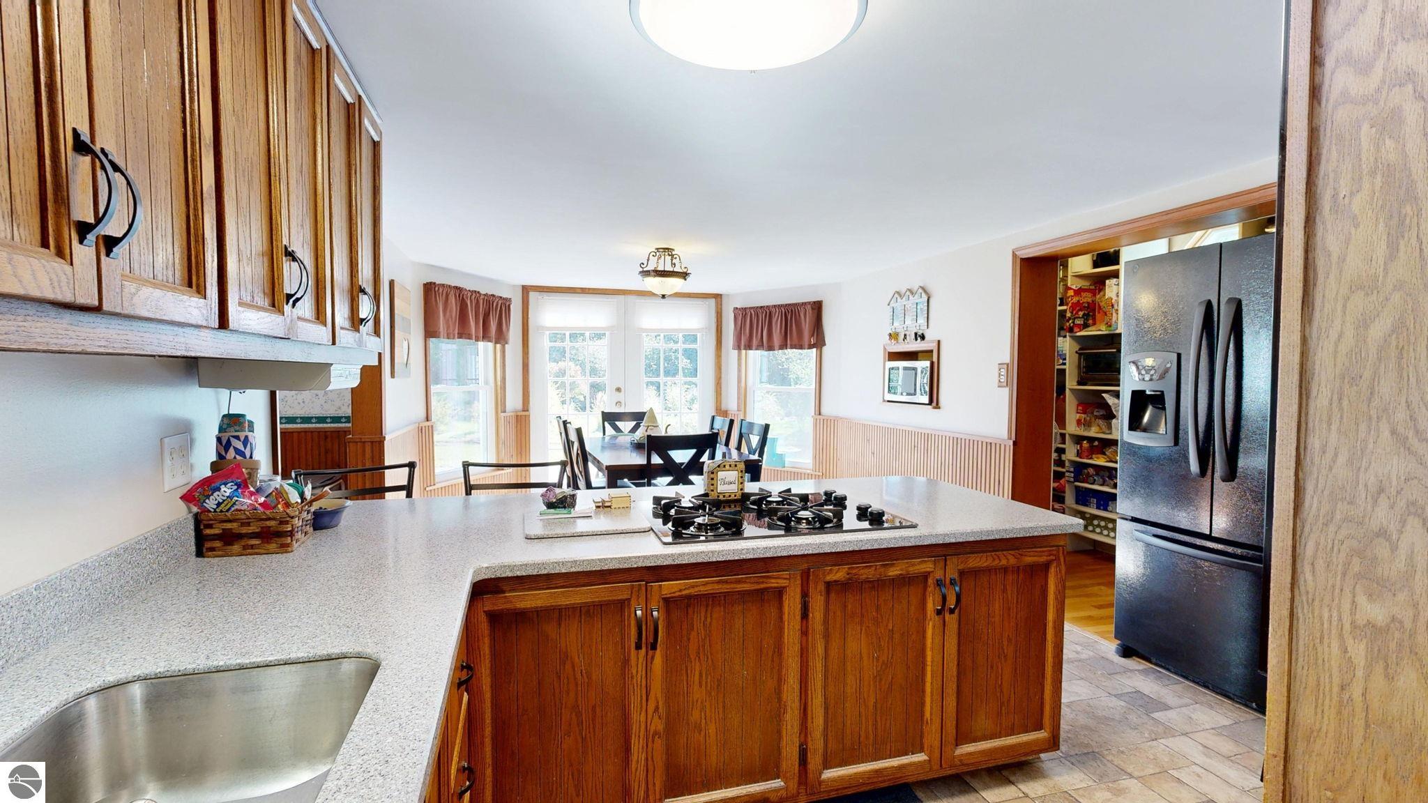 8757 Reiss Drive, Farwell, MI 48622 — Photo 14