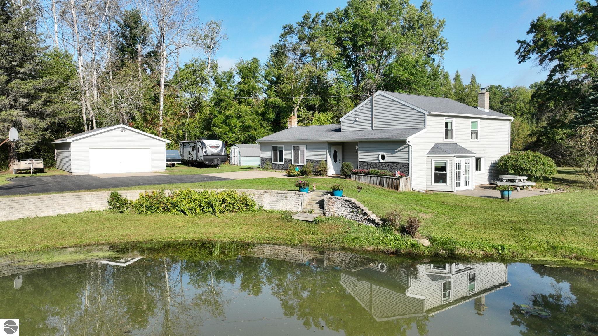 8757 Reiss Drive, Farwell, MI 48622 — Photo 31