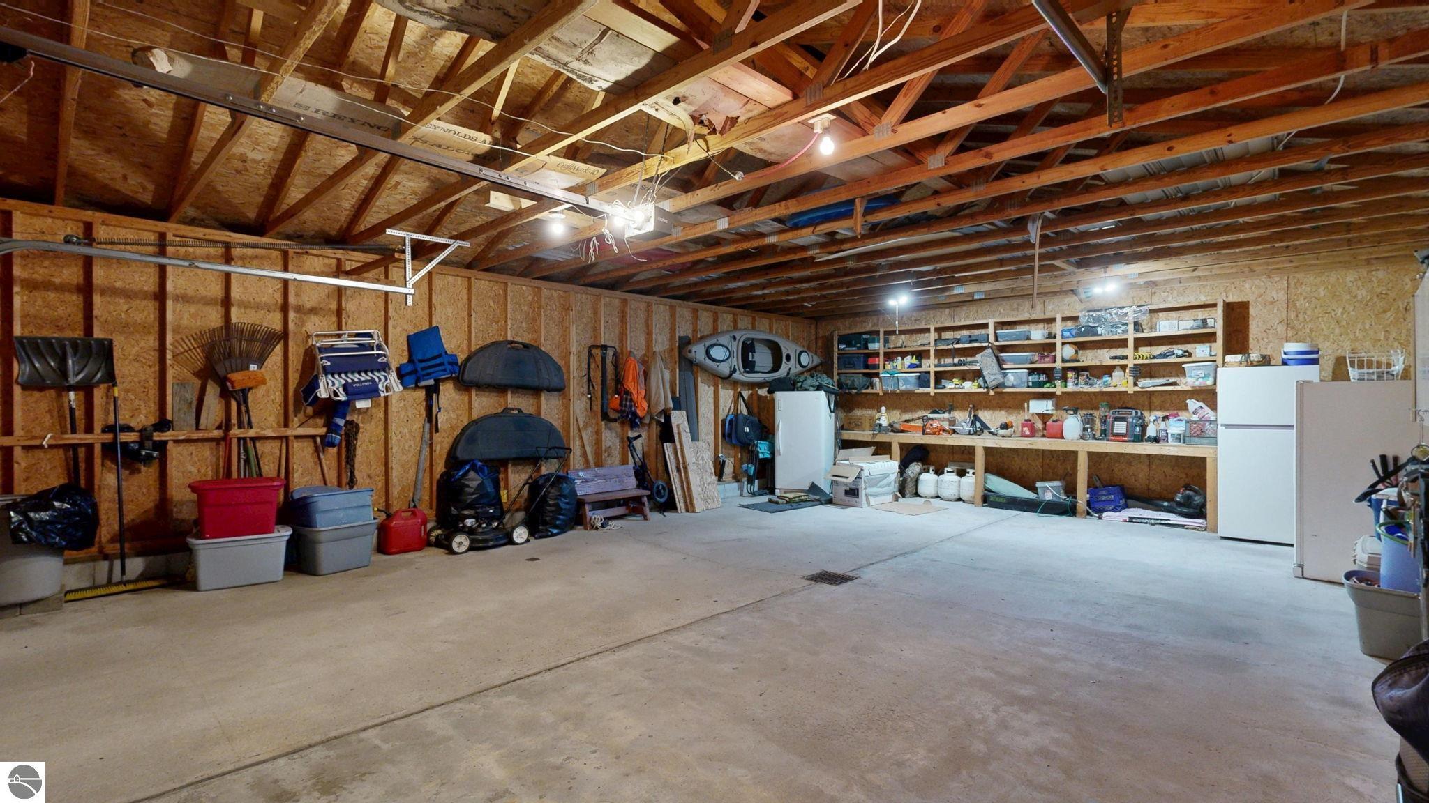 8757 Reiss Drive, Farwell, MI 48622 — Photo 35