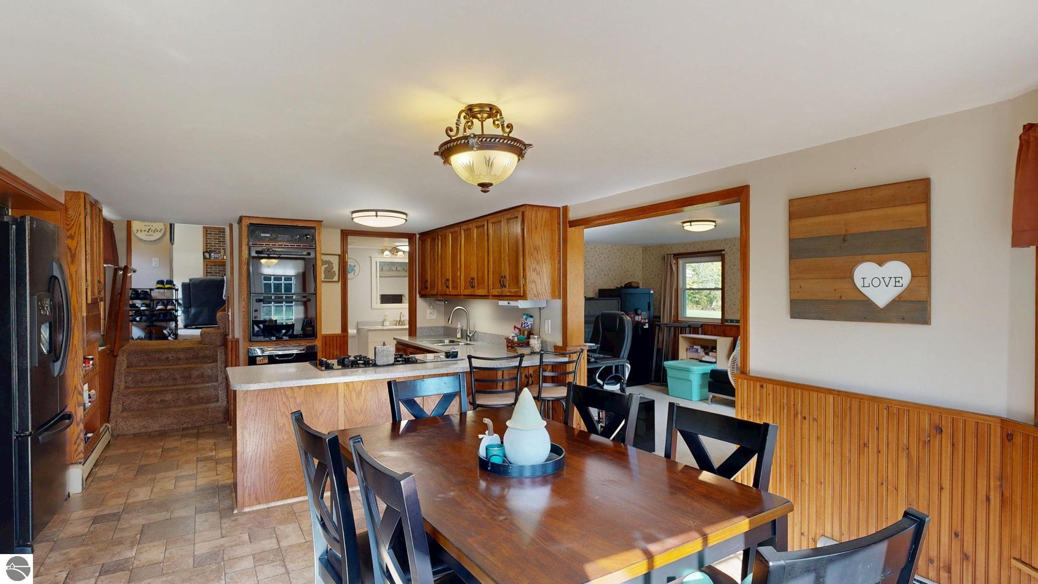 8757 Reiss Drive, Farwell, MI 48622 — Photo 8