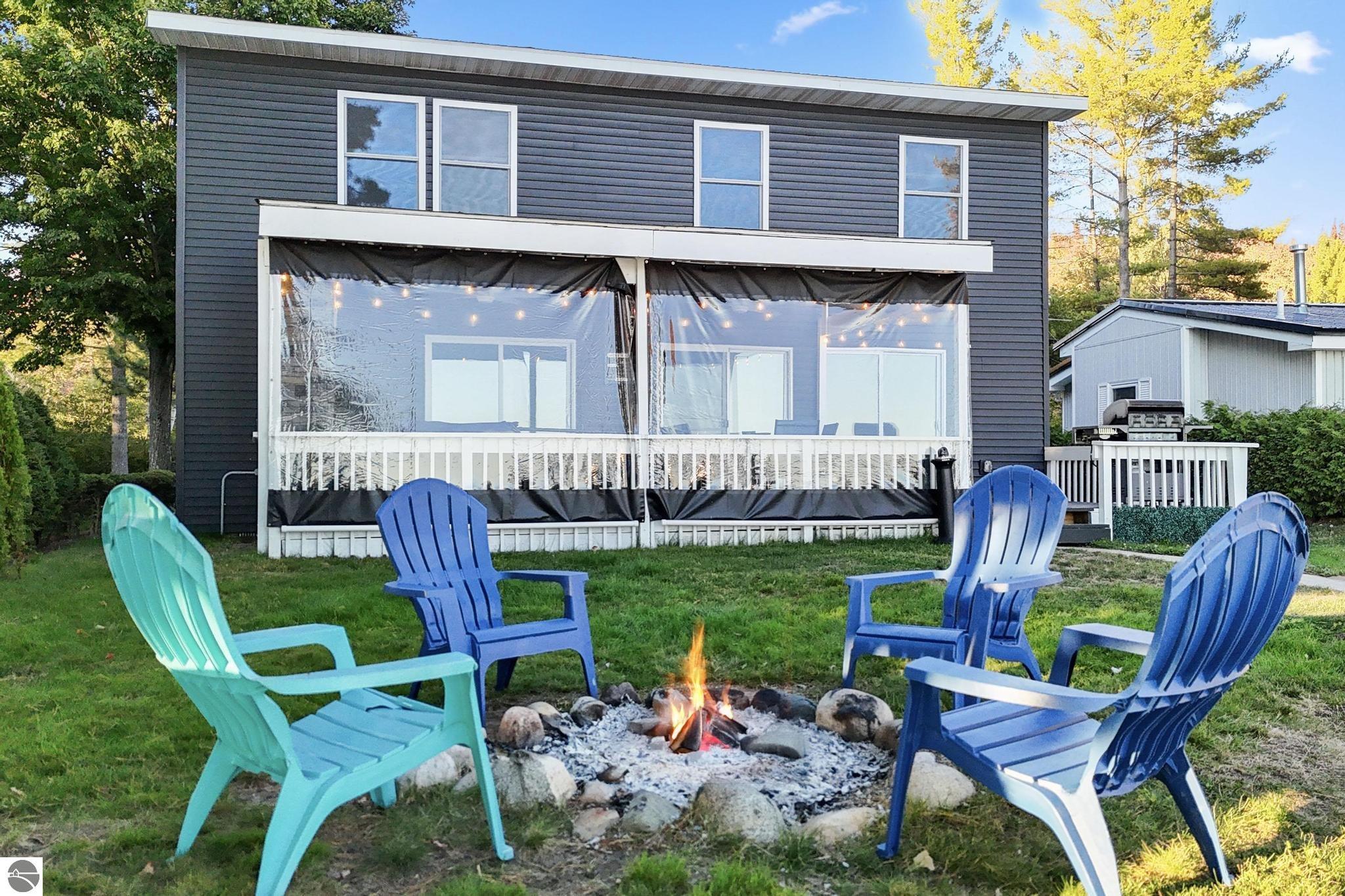 Click to enlarge photo