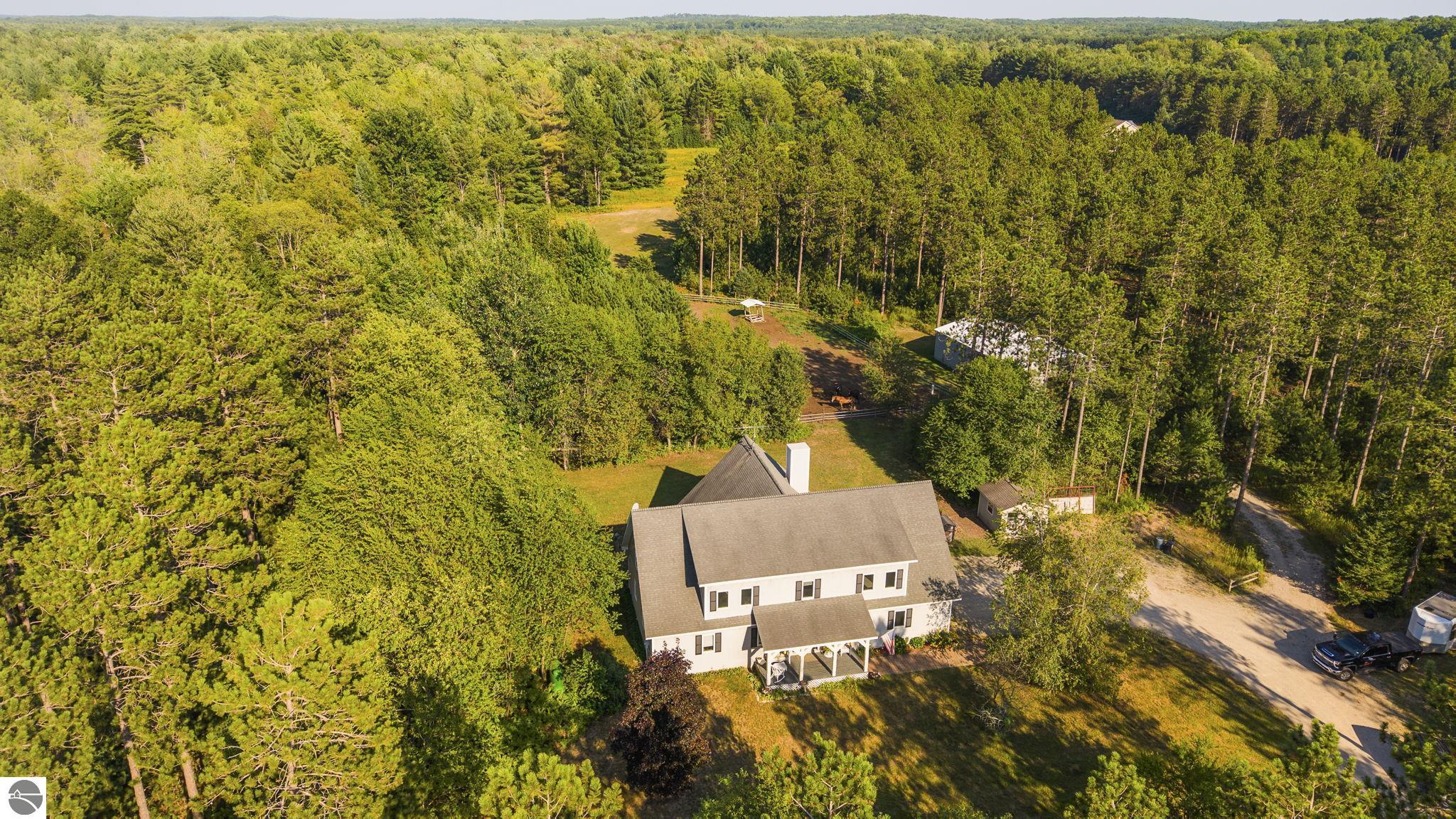 6061 Hodge Road, Kingsley, MI 49649 — front exterior