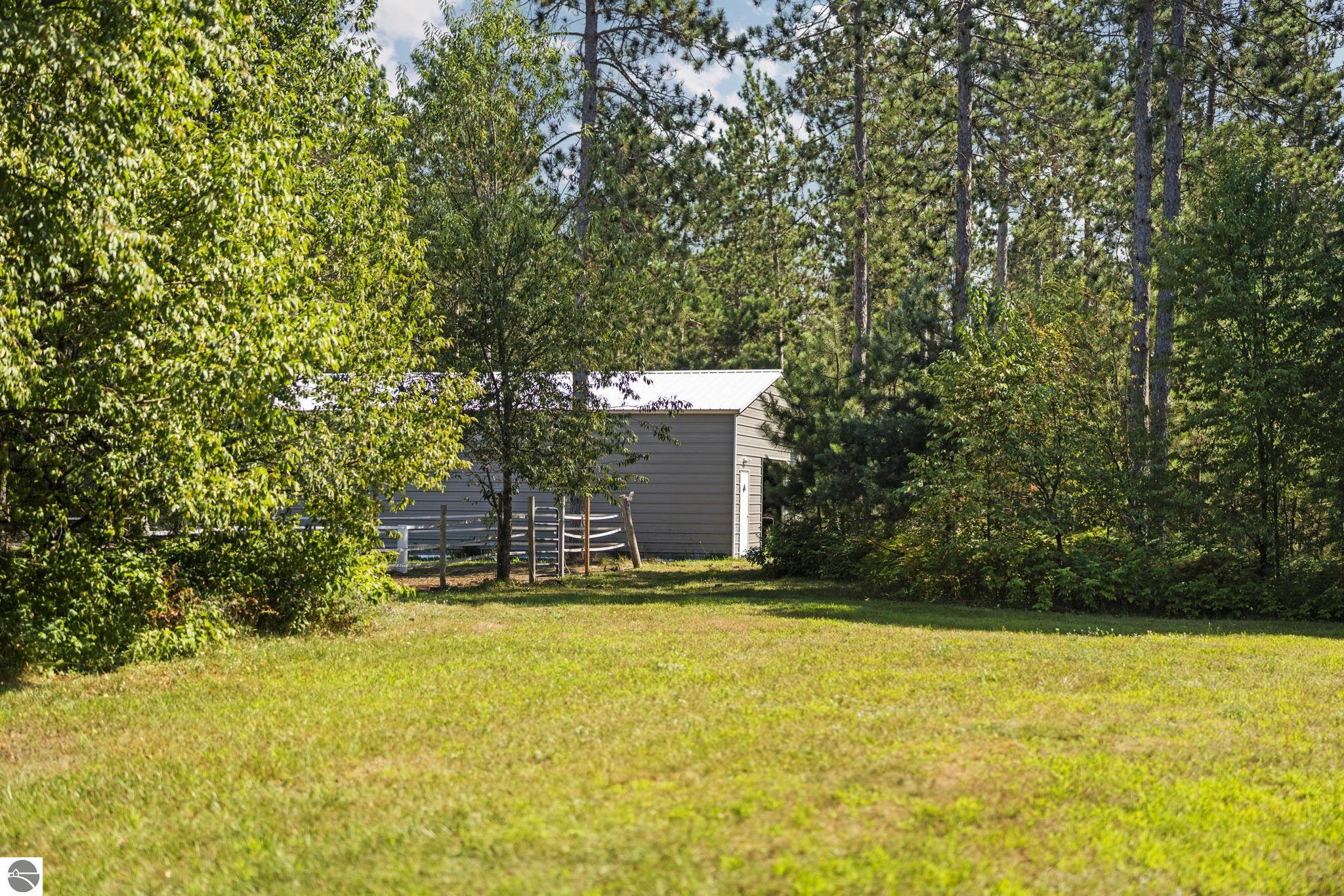 6061 Hodge Road, Kingsley, MI 49649 — Photo 72