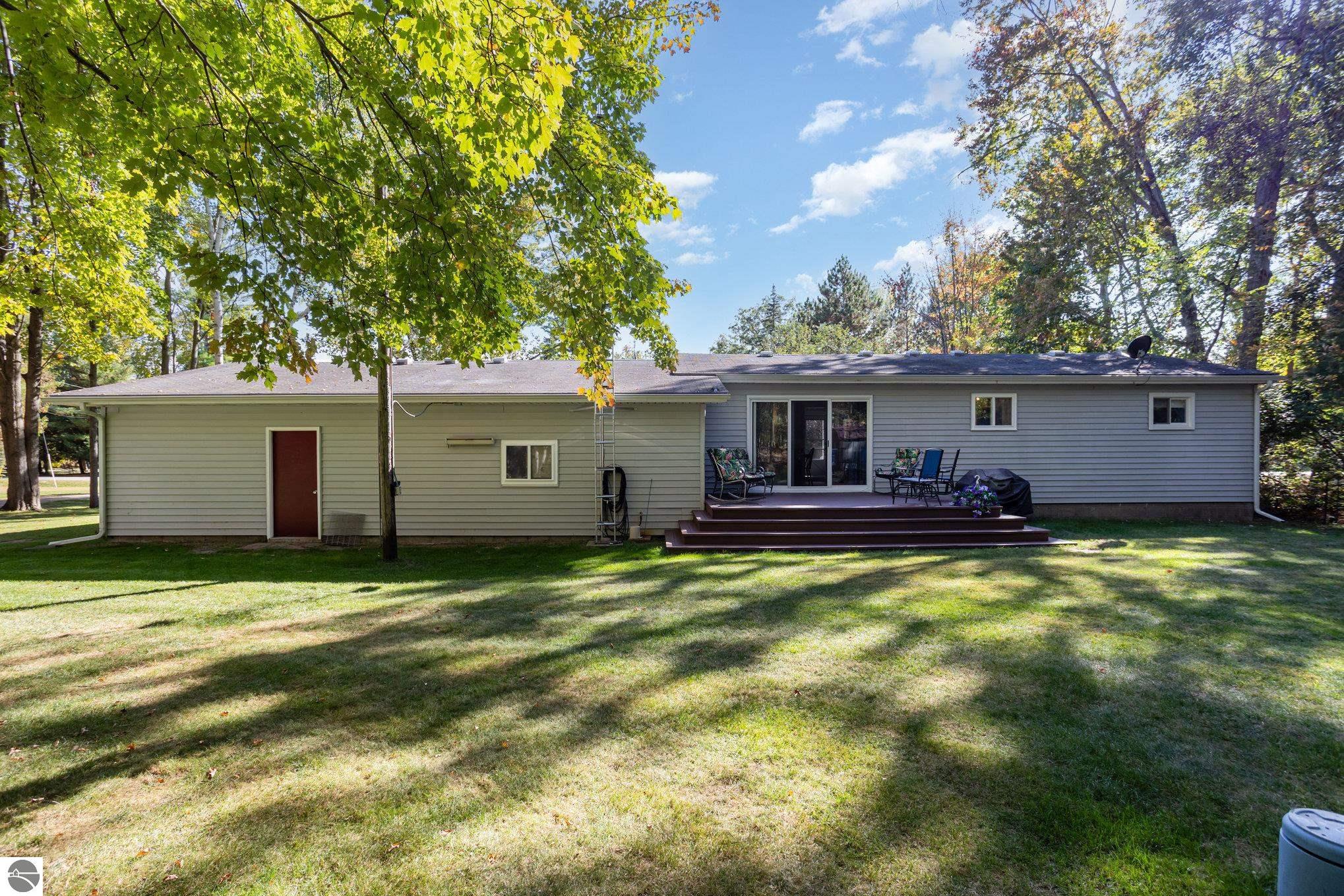 3430 N Branch, Beaverton, MI 48612 — Photo 33
