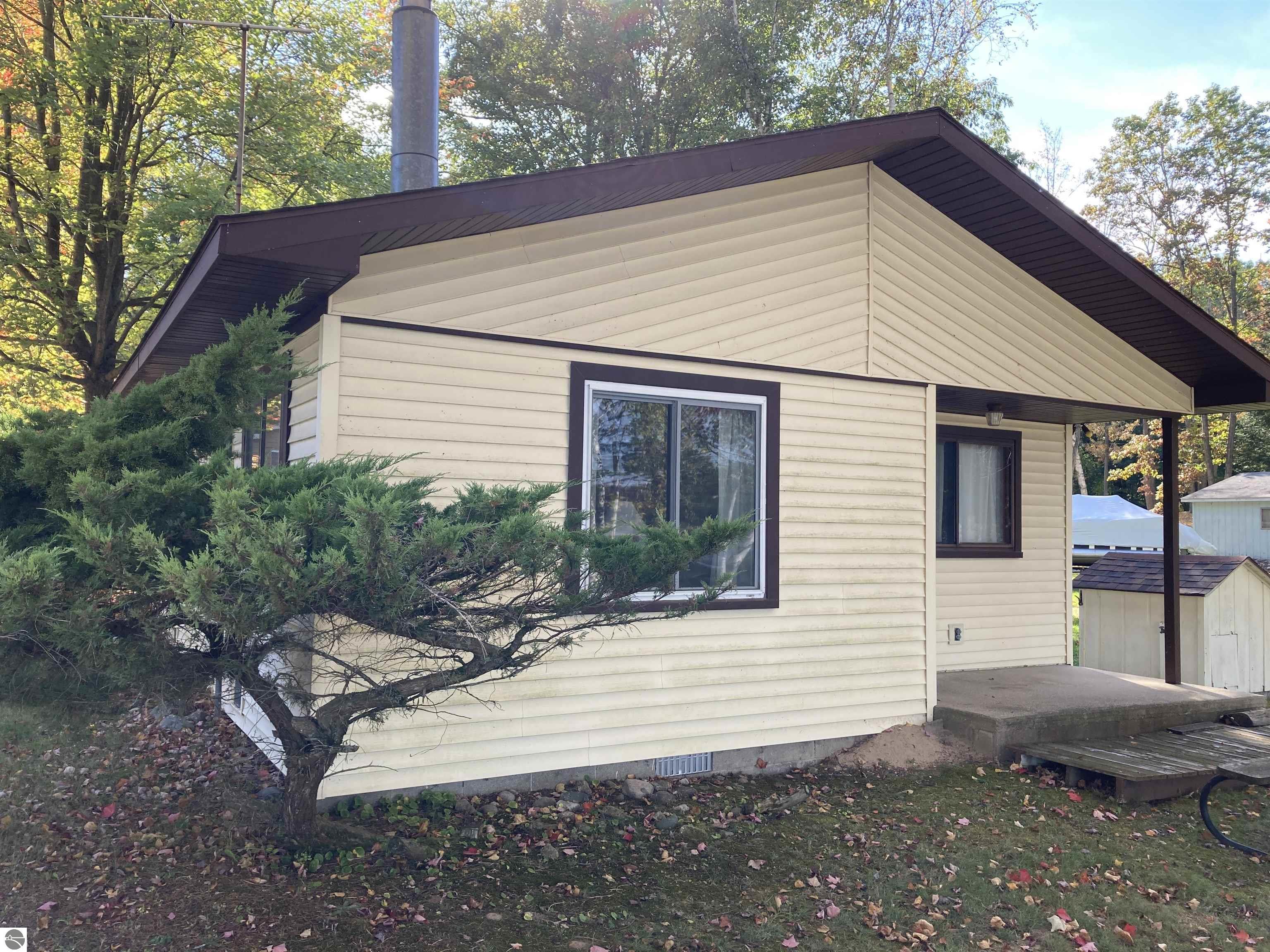 3307 Deerfield Lane, Lupton, MI 48635 — Photo 19