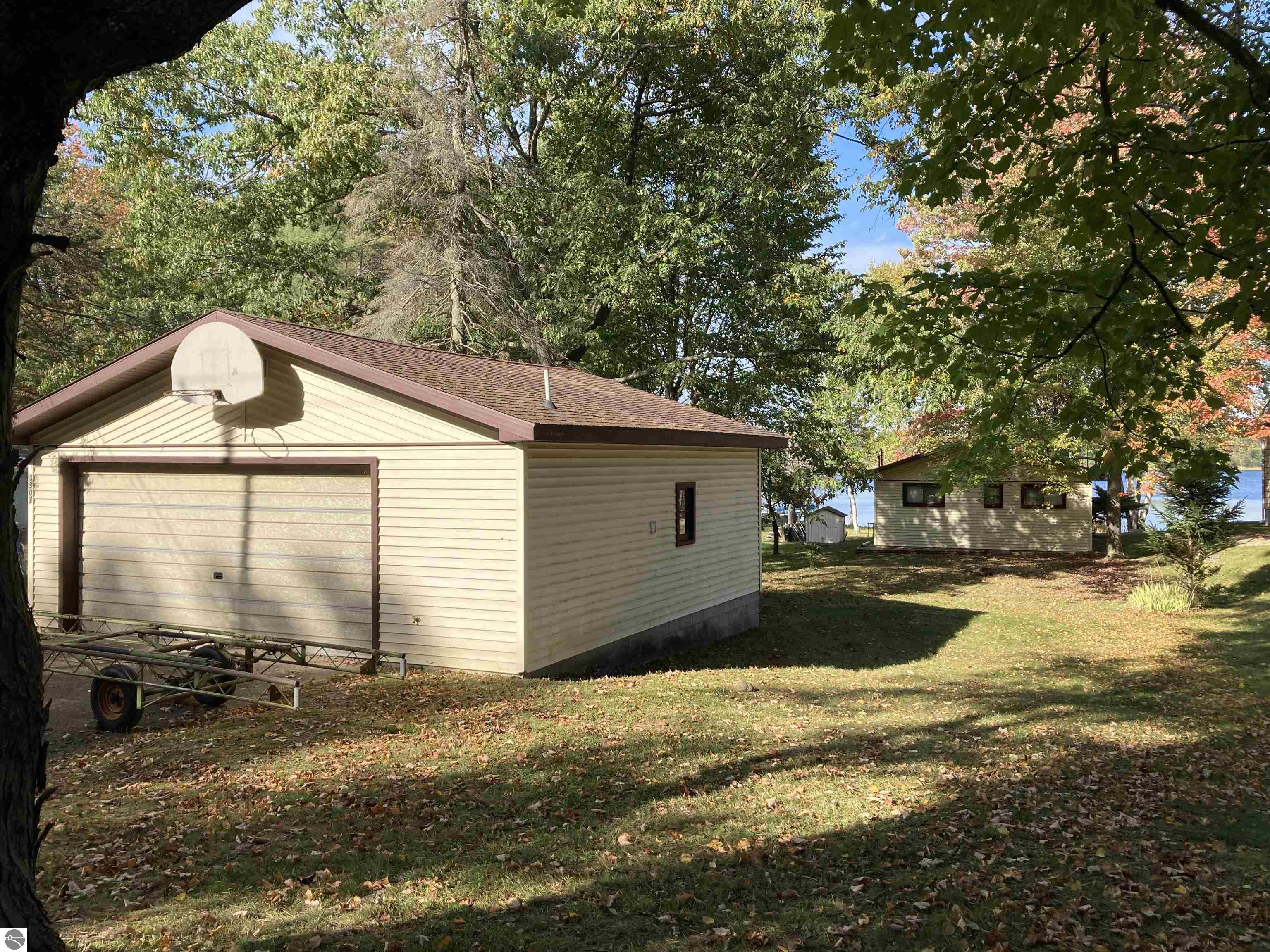 3307 Deerfield Lane, Lupton, MI 48635 — Photo 23